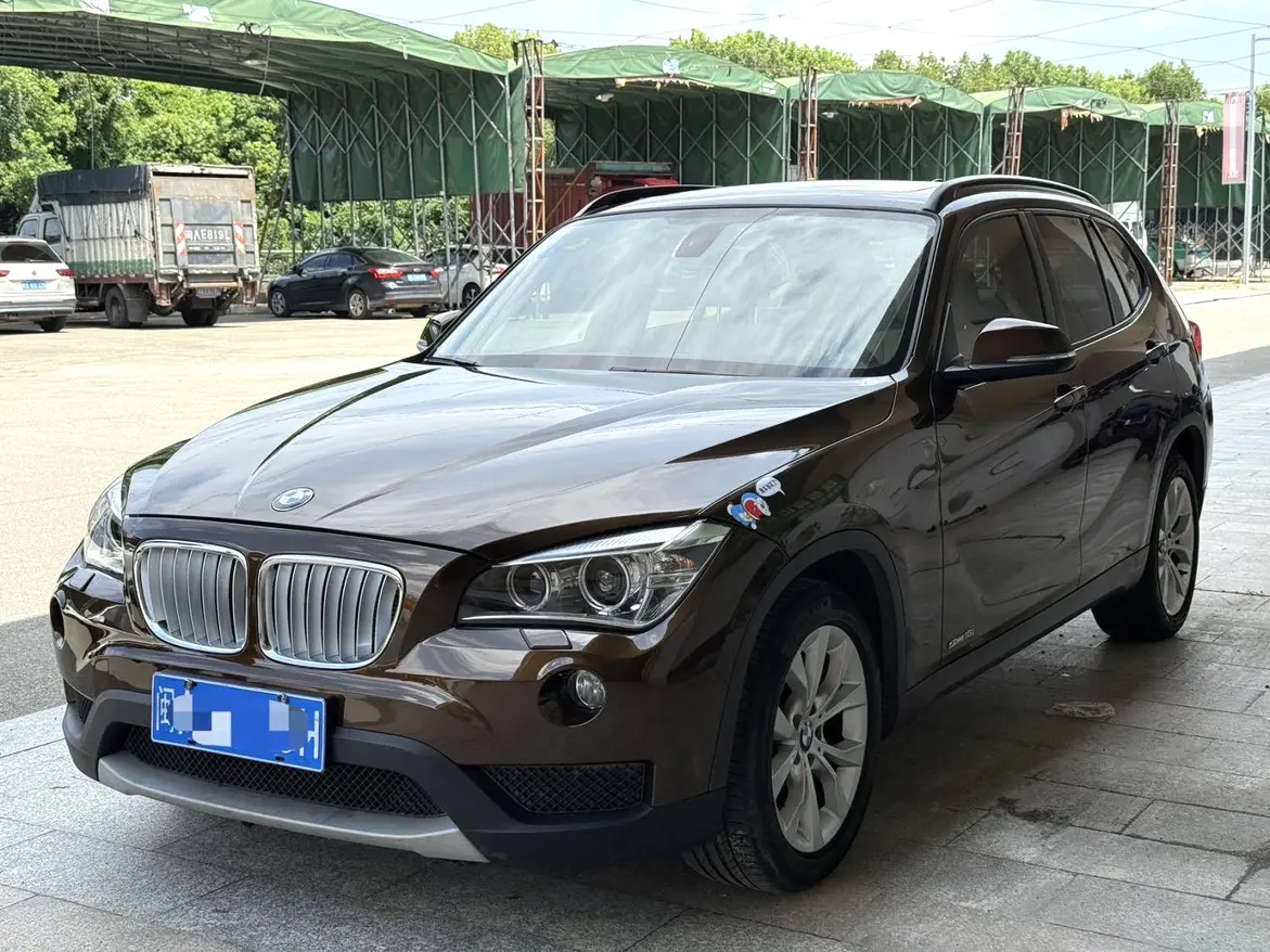 BMW X1  из Китая