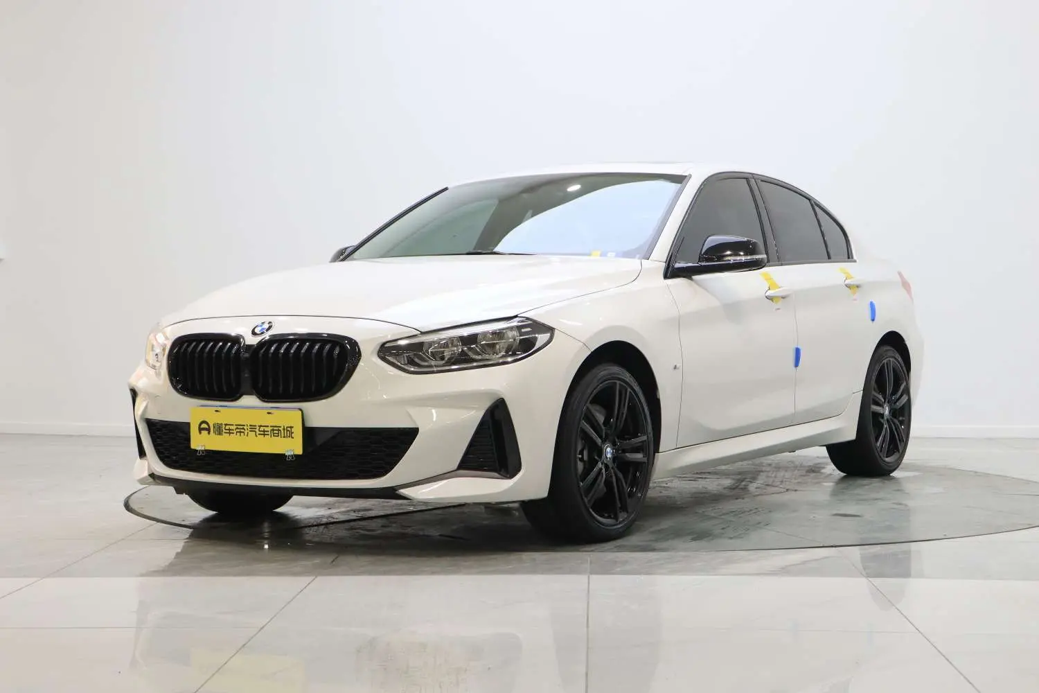 BMW 1 Series  из Китая