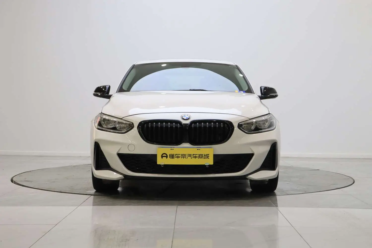 BMW 1 Series  из Китая