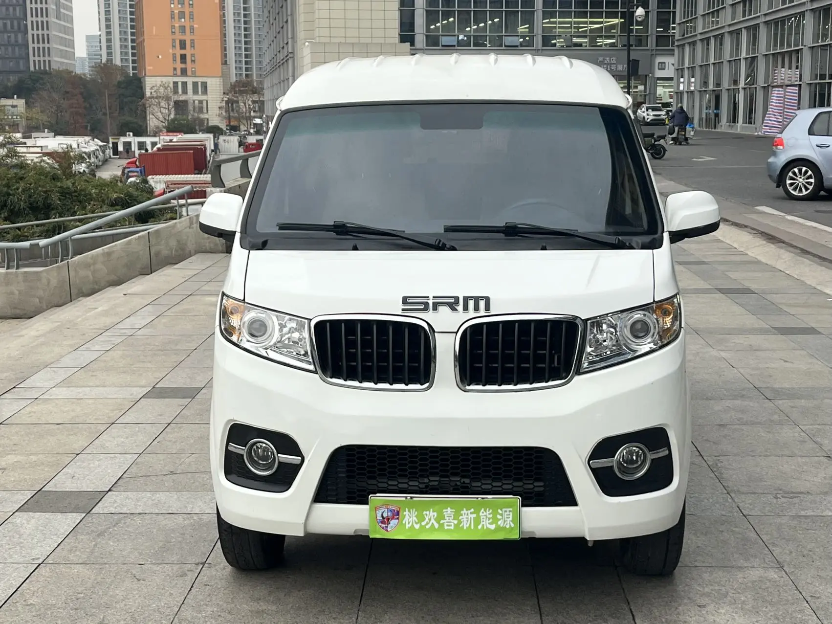 Xinyuan Automobile Hiace EV  из Китая