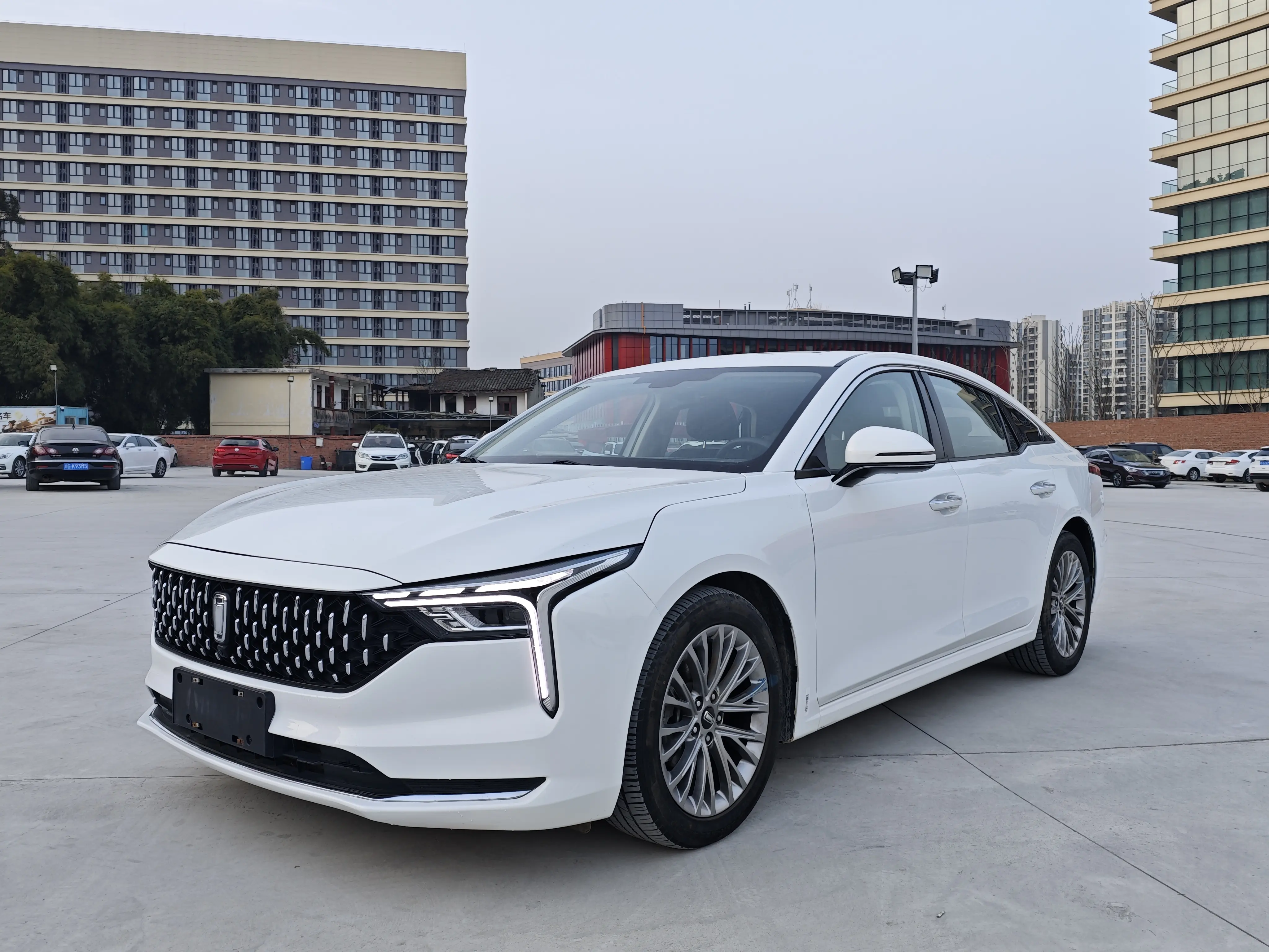 FAW Bestune B70 (Besturn B70)  из Китая