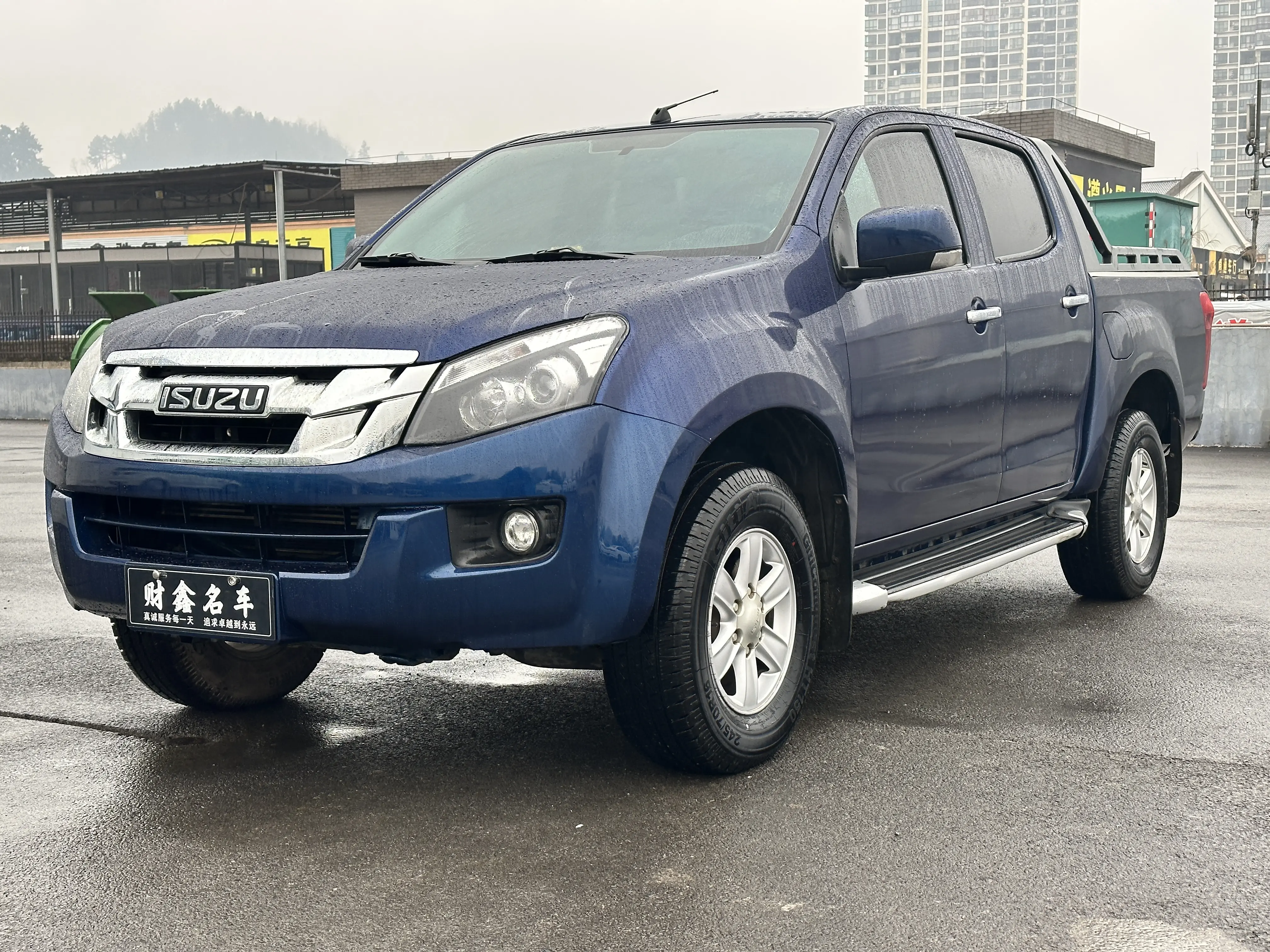 Isuzu Suzutaku  из Китая