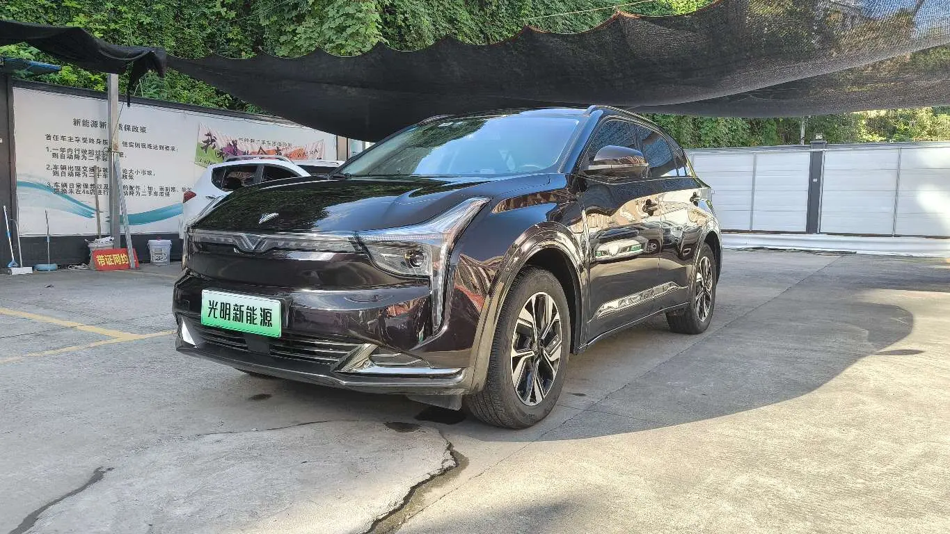 NETA NezhaU  из Китая