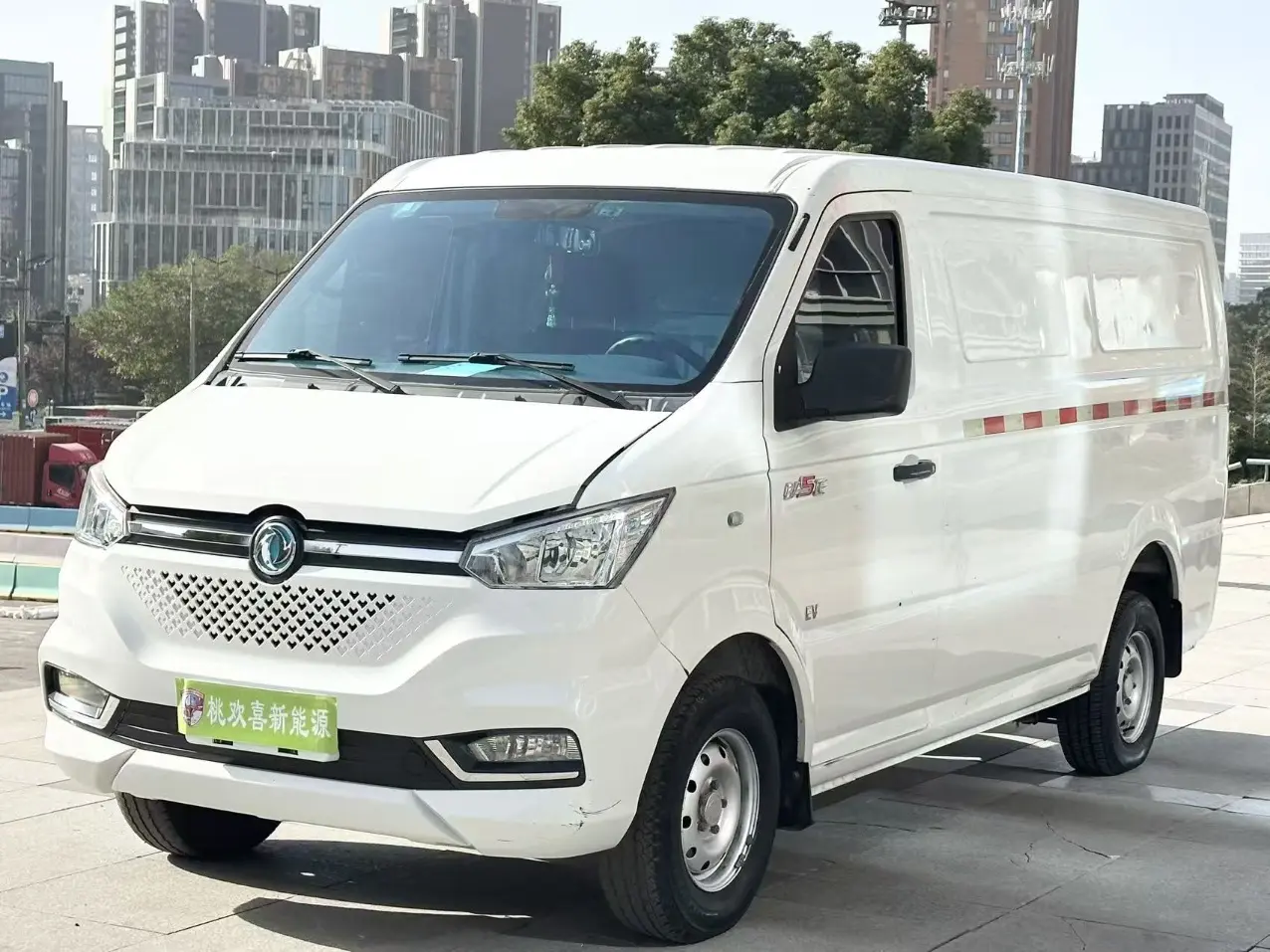 Dongfeng Yufeng EM26  из Китая