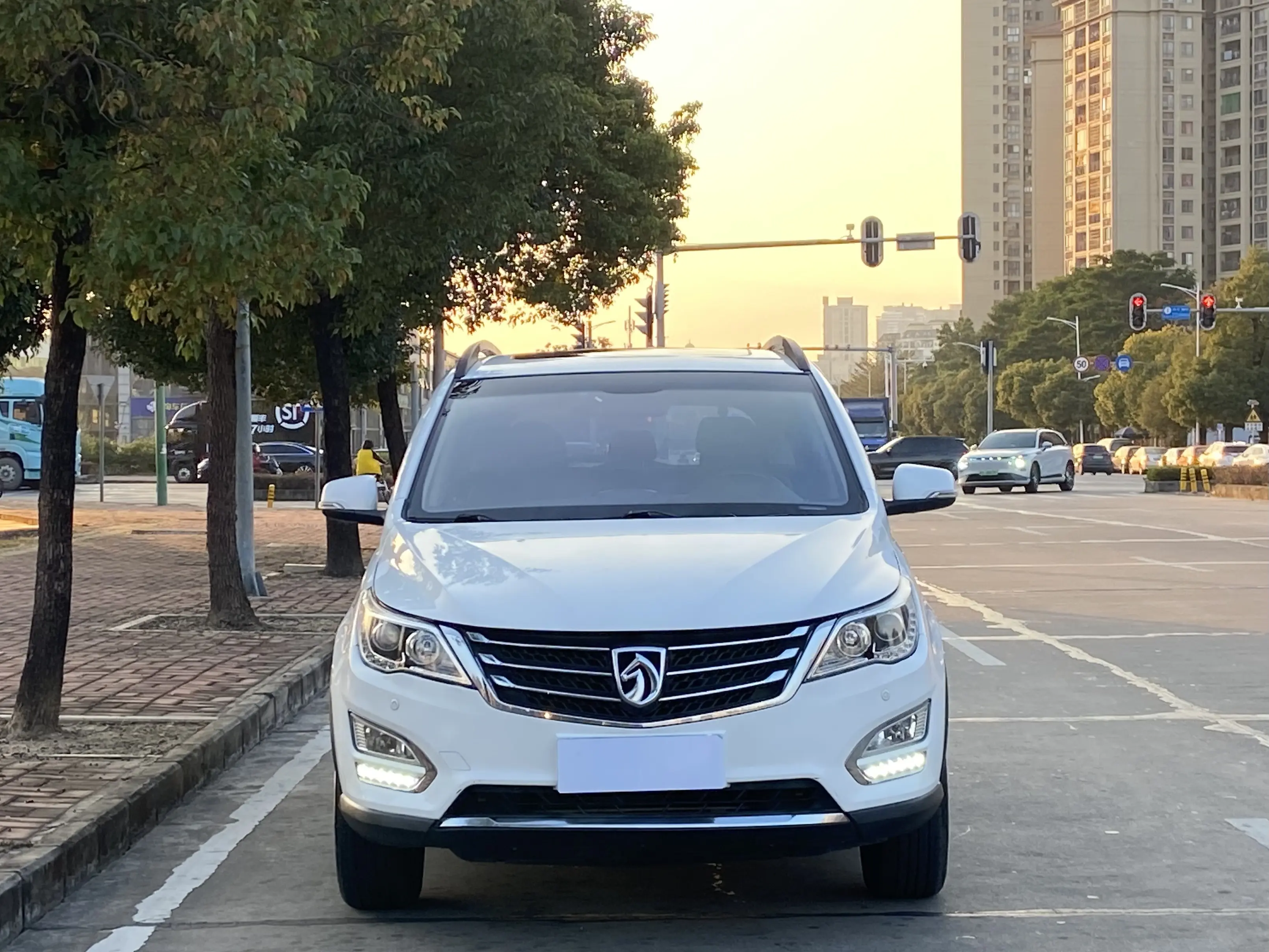 Baojun 560  из Китая