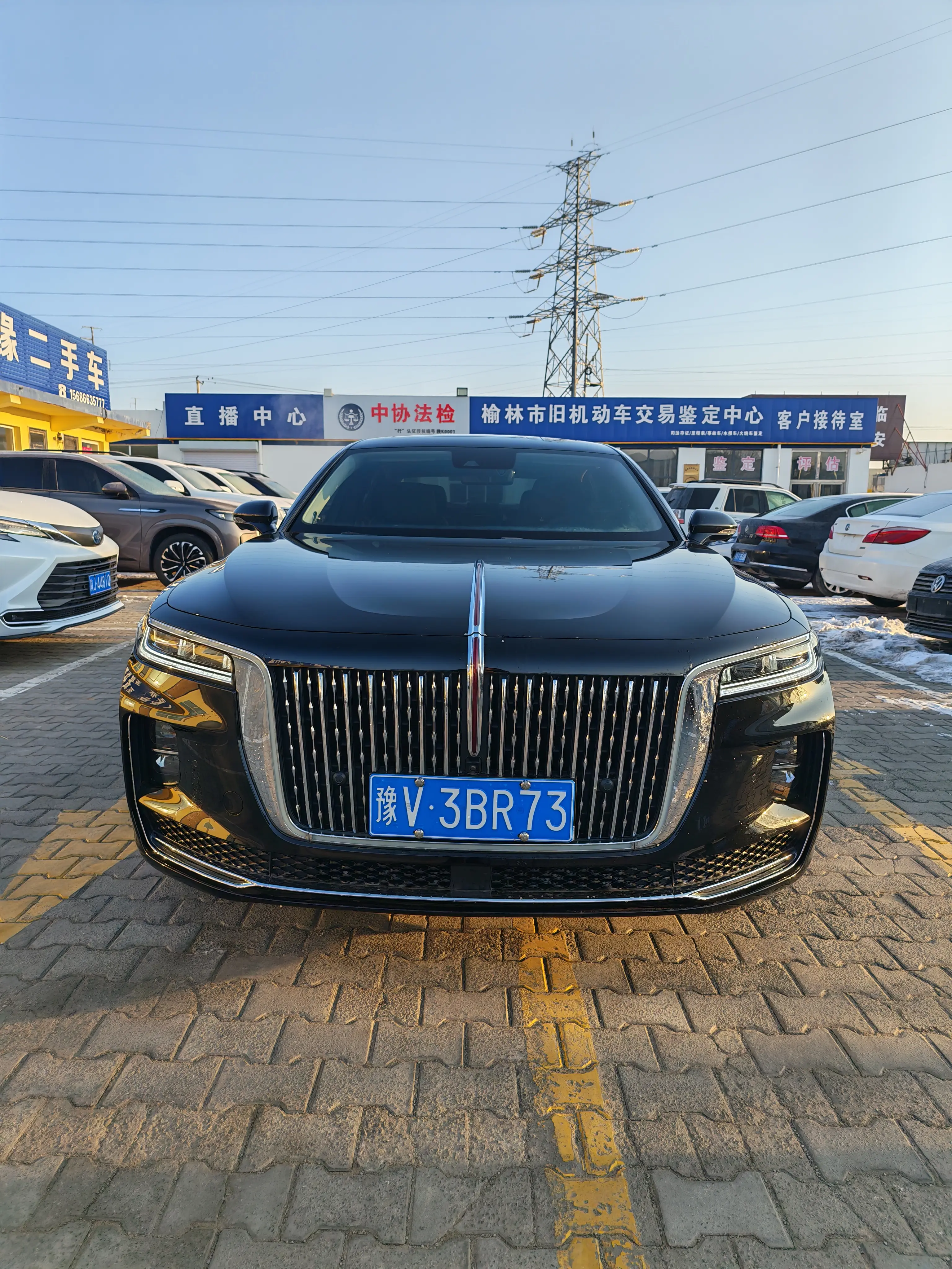 Hongqi H9  из Китая