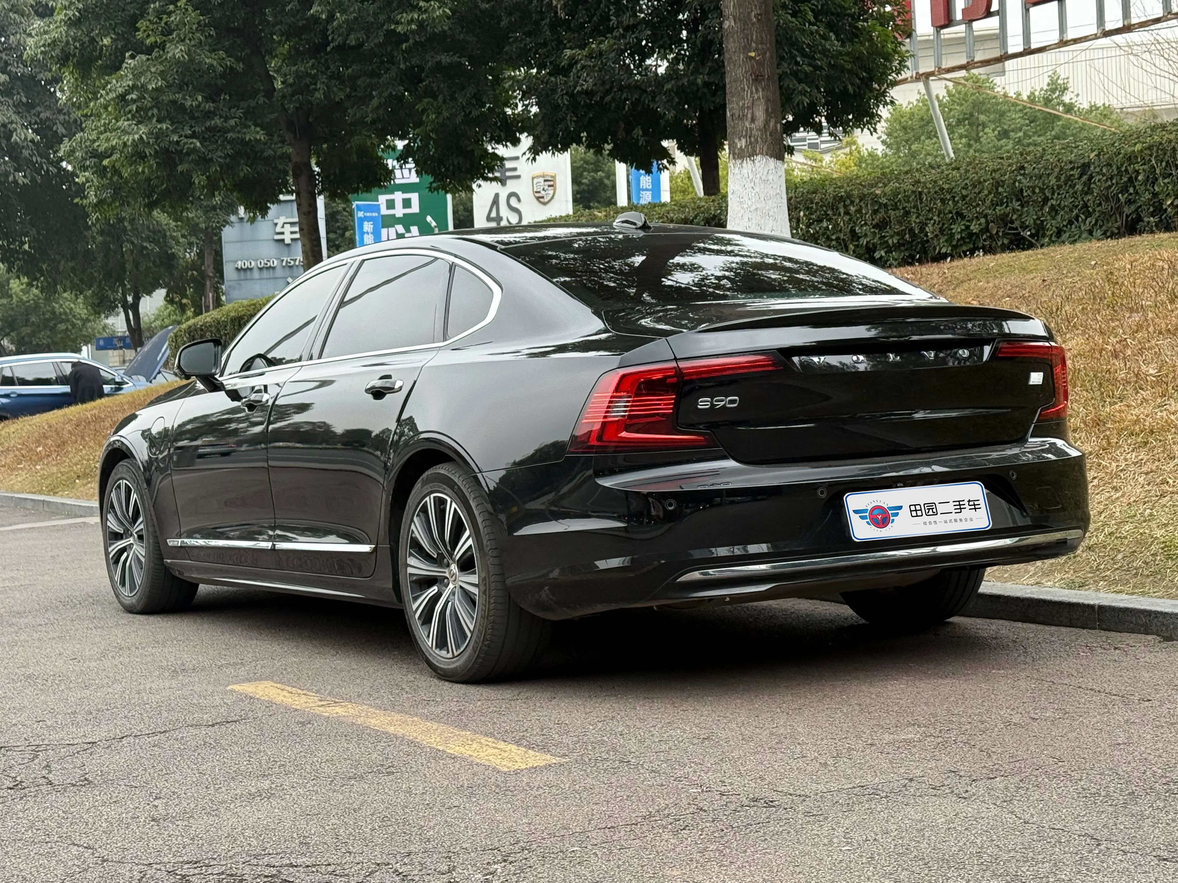 Volvo S90 PHEV  из Китая