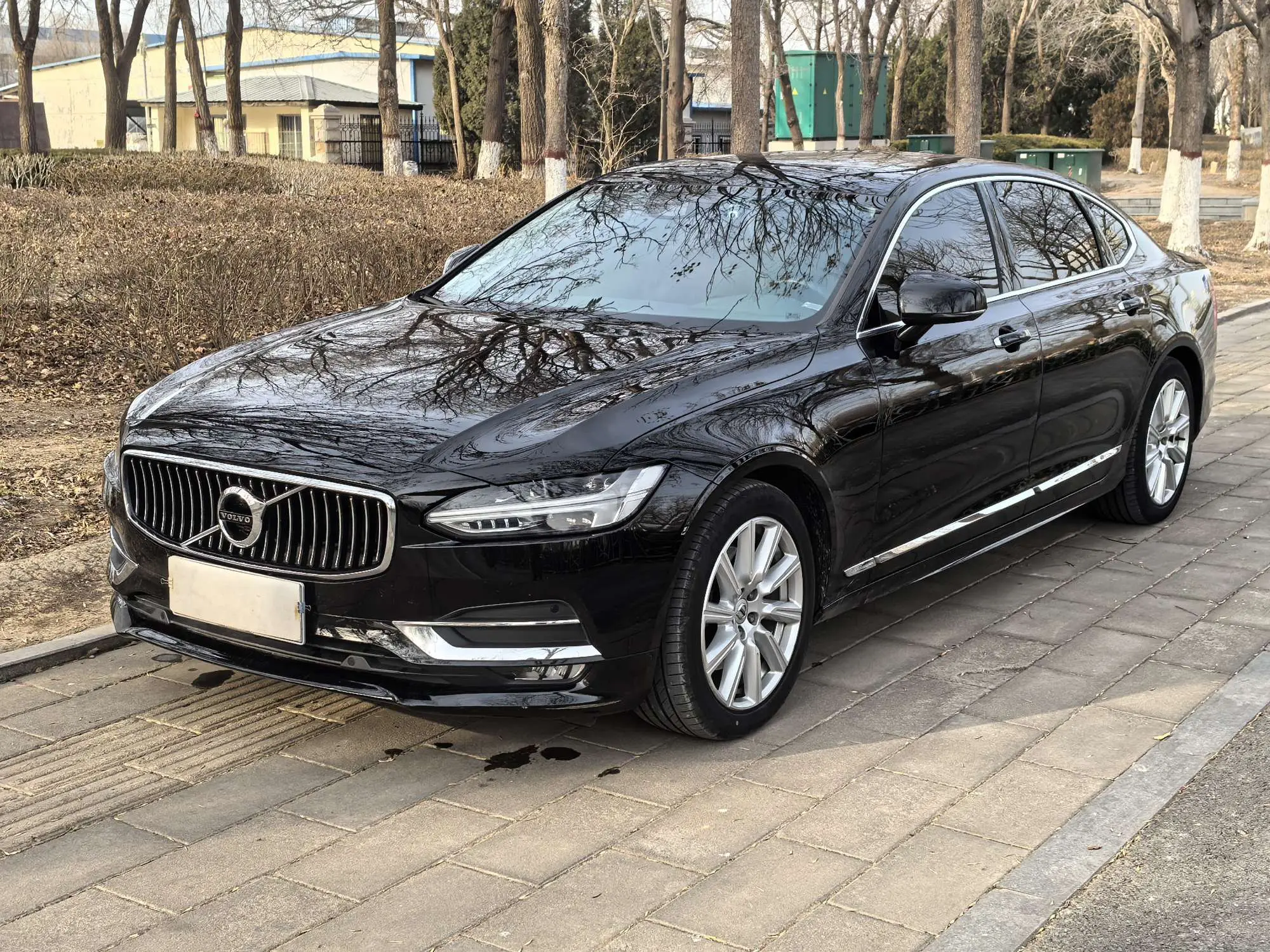 Volvo S90  из Китая