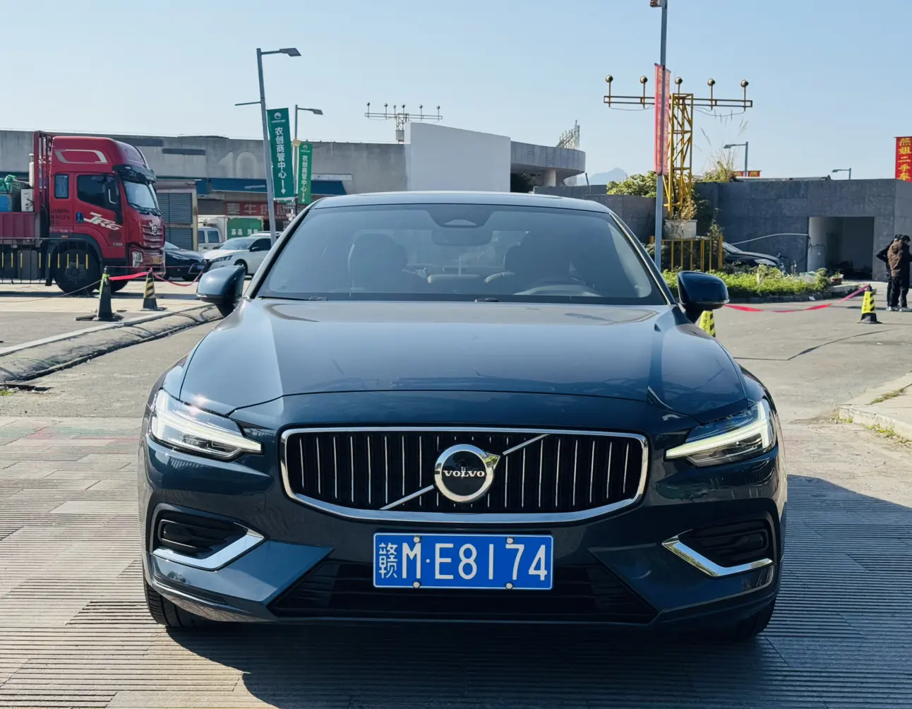 Volvo S60  из Китая