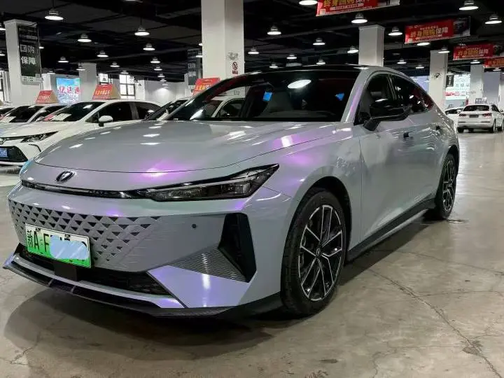 Changan UNI-V  из Китая