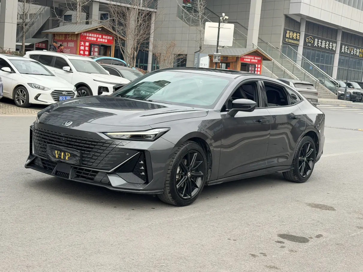 Changan UNI-V  из Китая