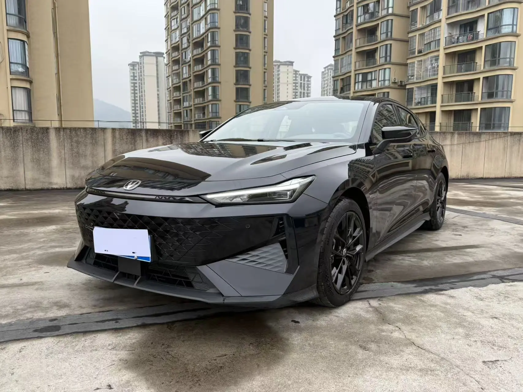Changan UNI-V  из Китая