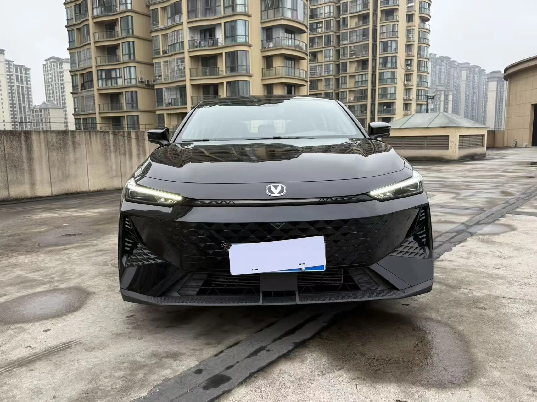Changan UNI-V  из Китая