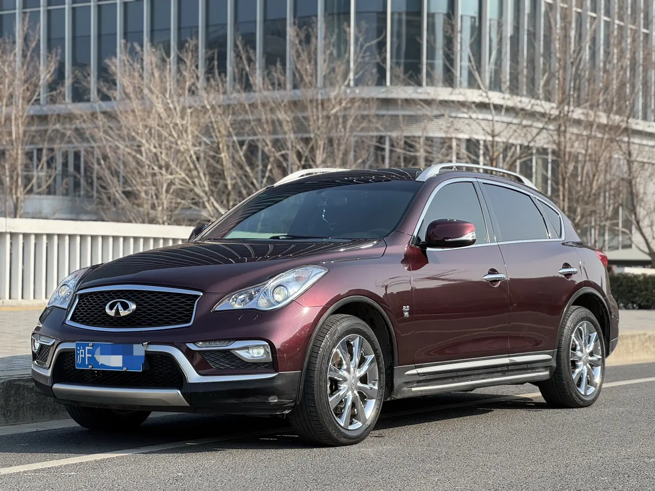 Infiniti QX50  из Китая