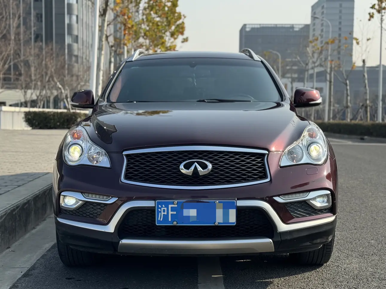Infiniti QX50  из Китая