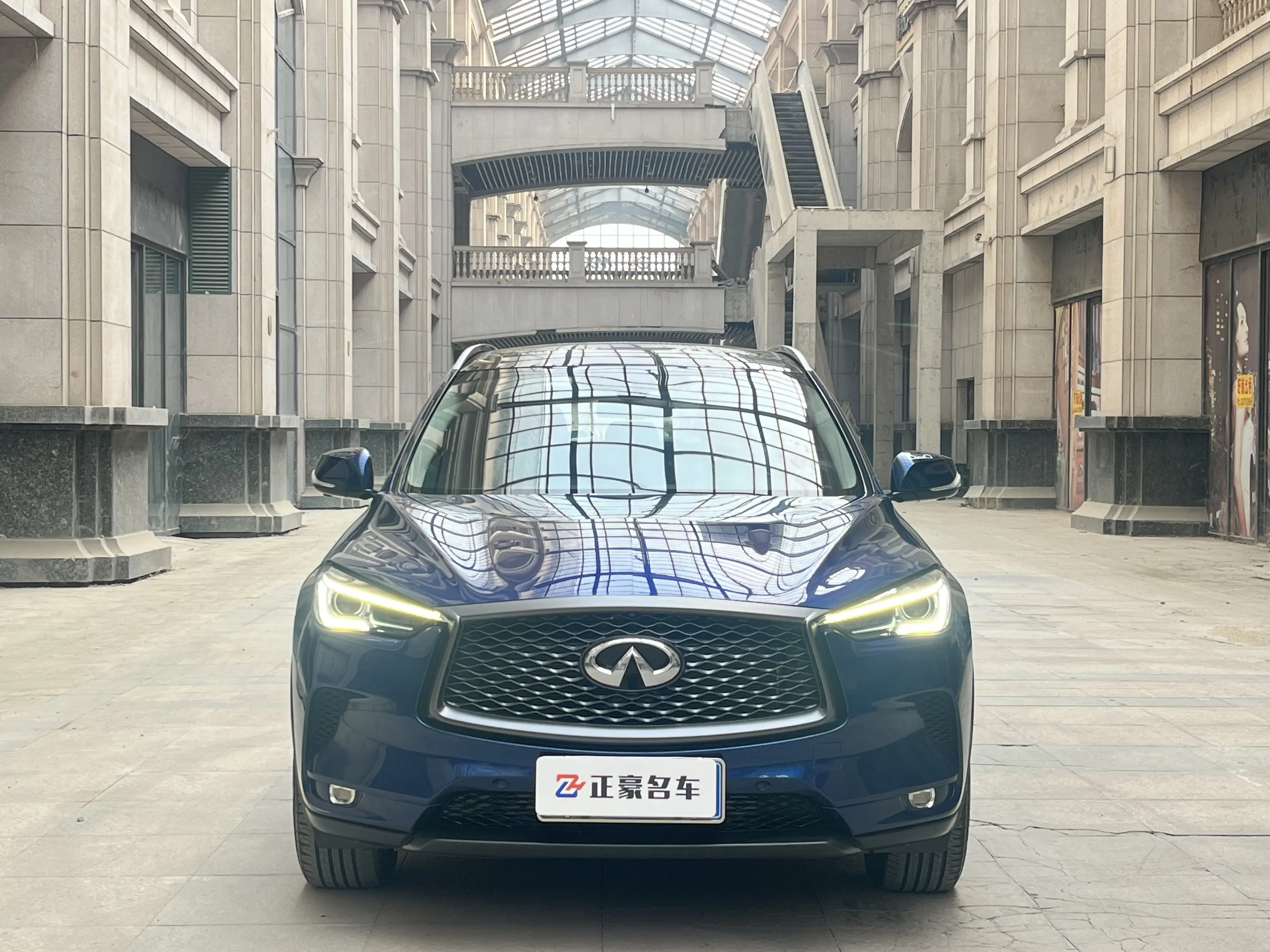 Infiniti QX50  из Китая