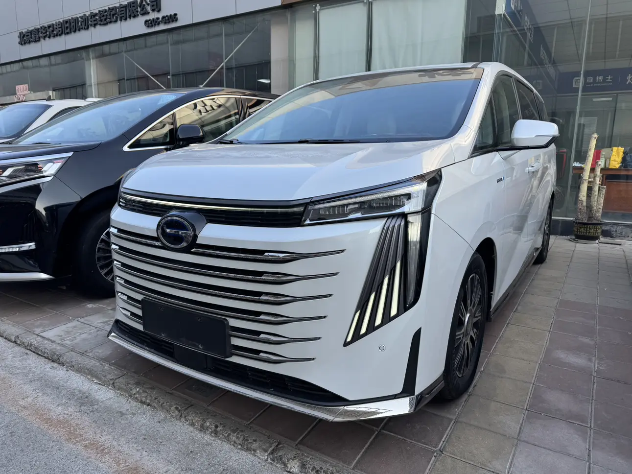 GAC Trumpchi E9 PHEV  из Китая