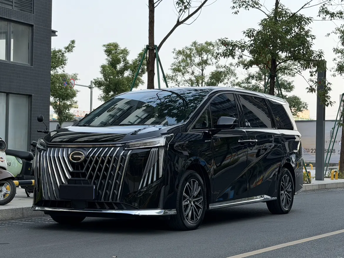 GAC Trumpchi M8  из Китая