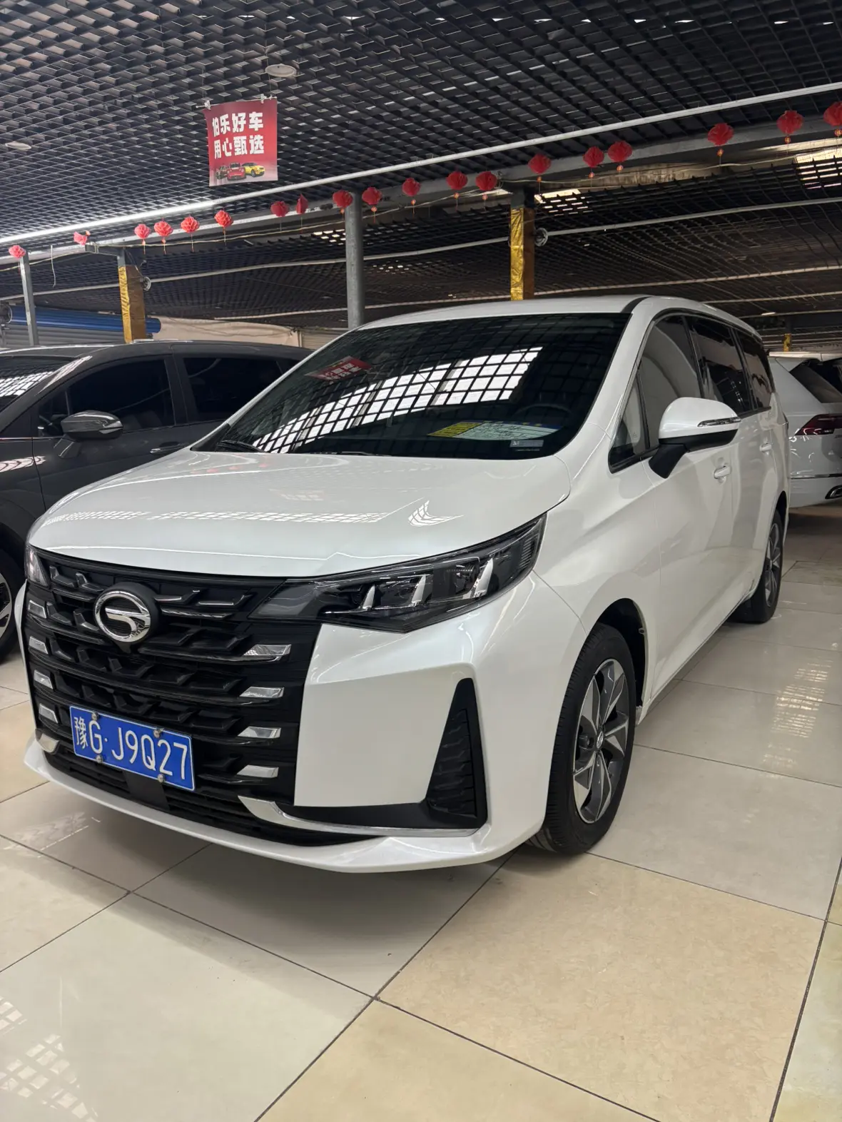 GAC Trumpchi M6  из Китая