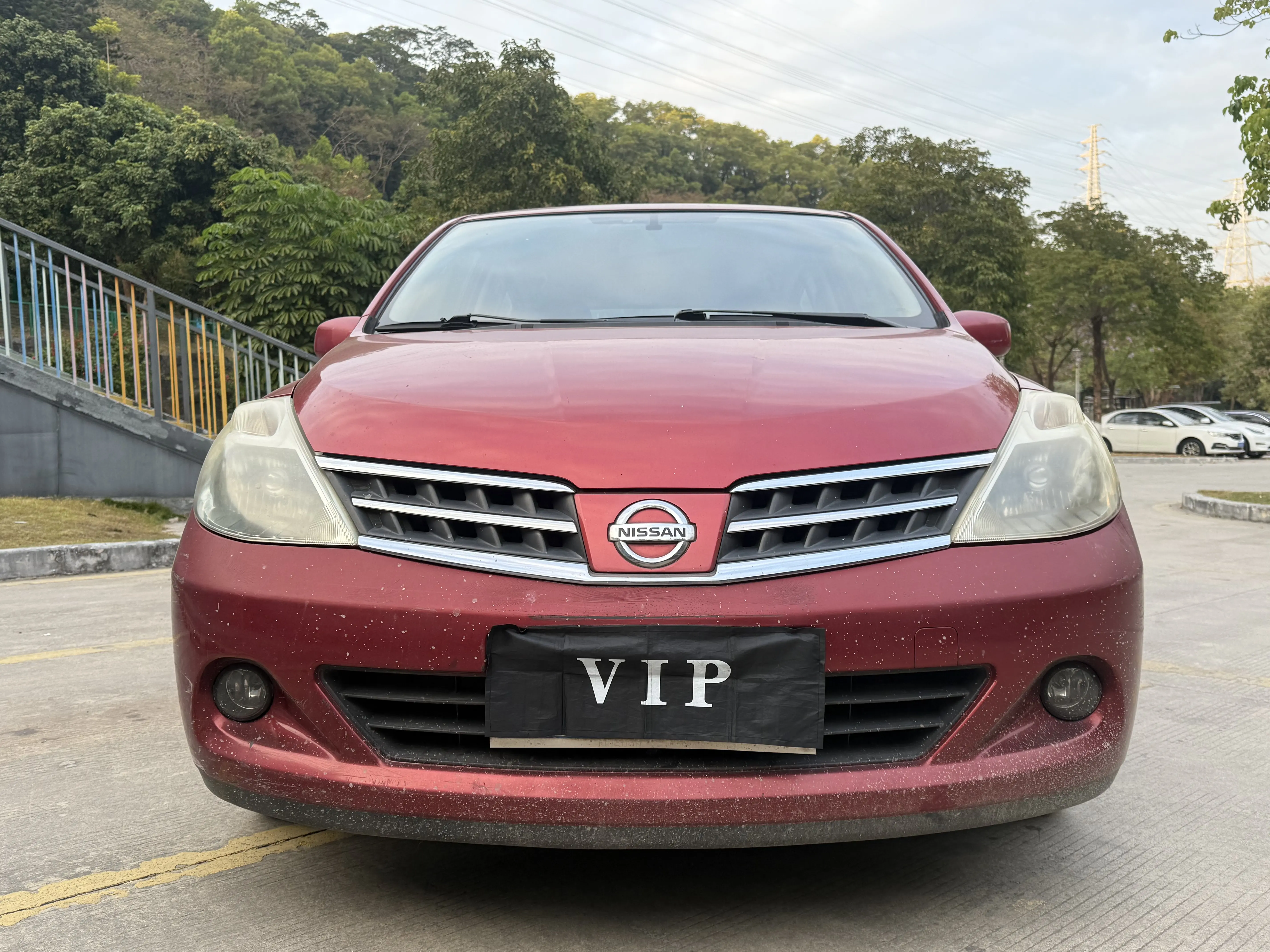 Nissan Tiida  из Китая