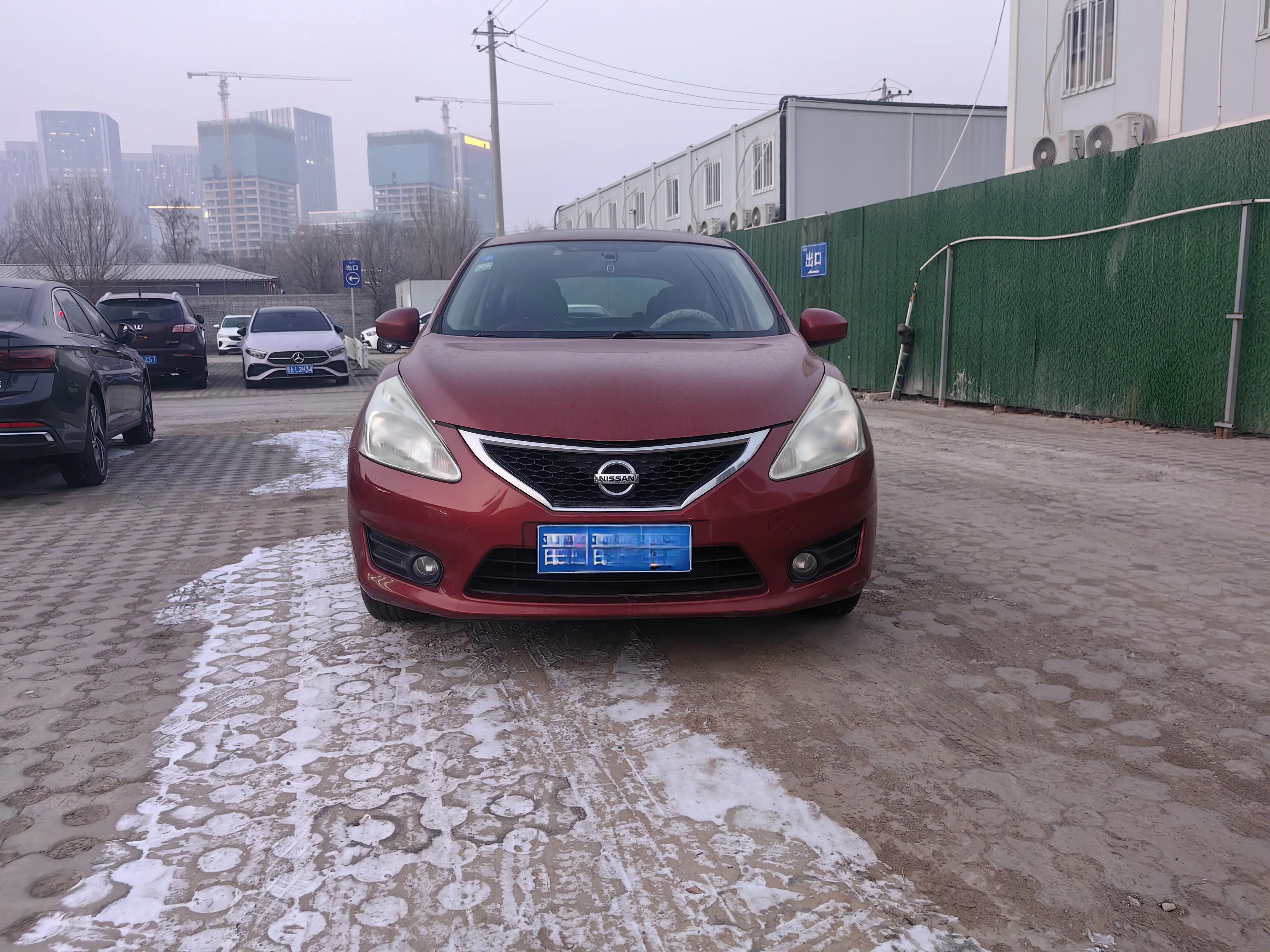 Nissan Tiida  из Китая
