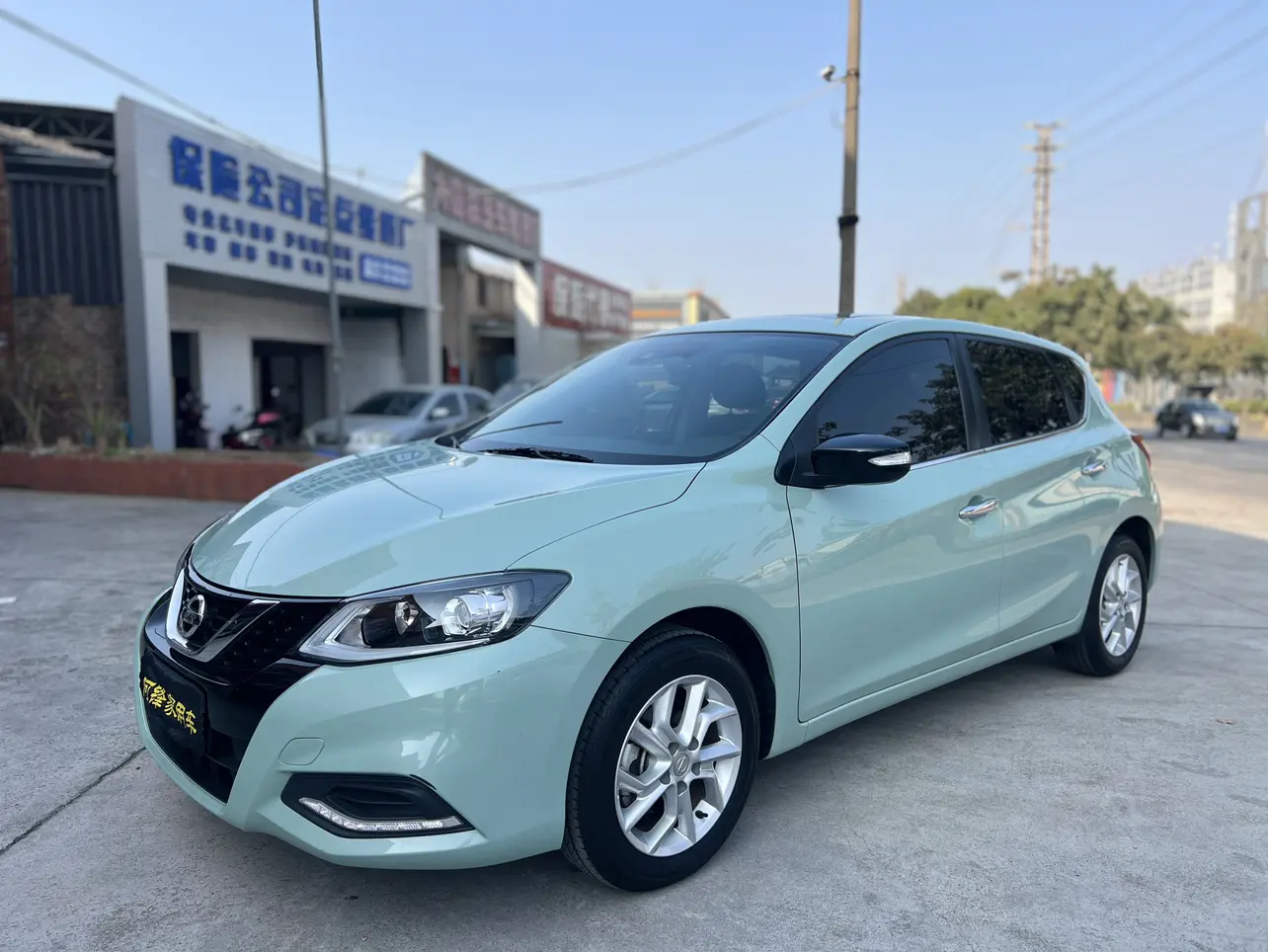 Nissan Tiida  из Китая