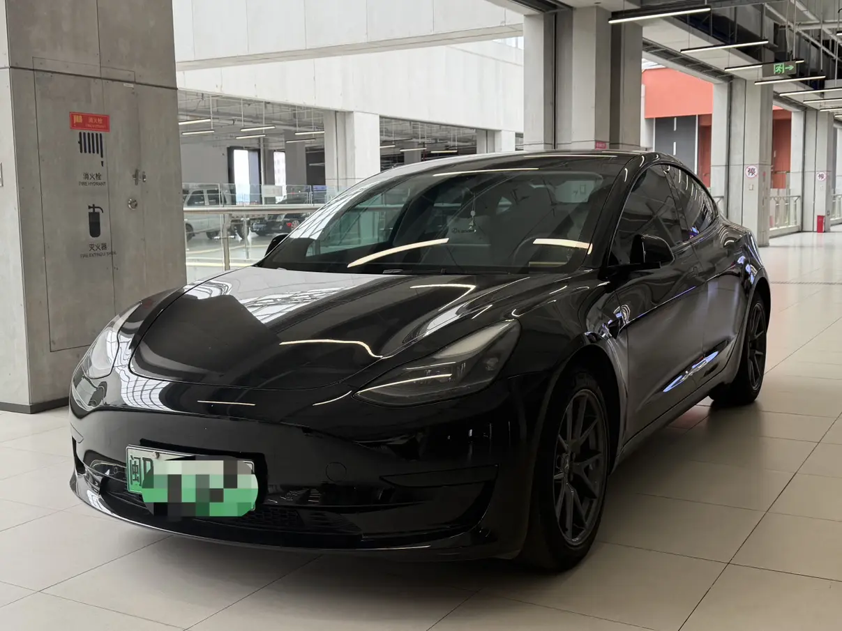 Tesla Model 3  из Китая