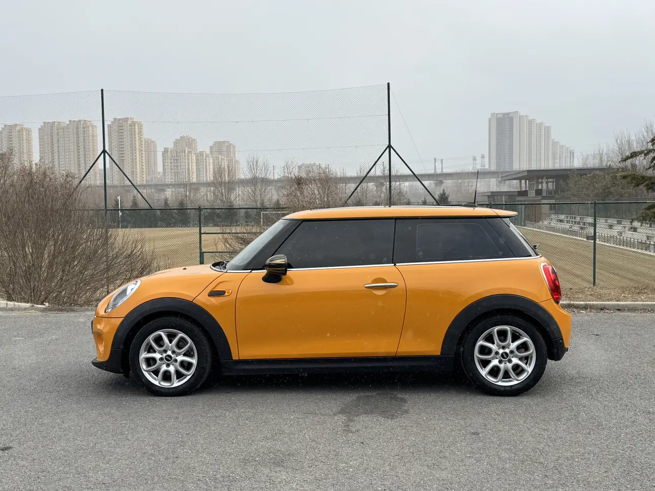 MINI 
