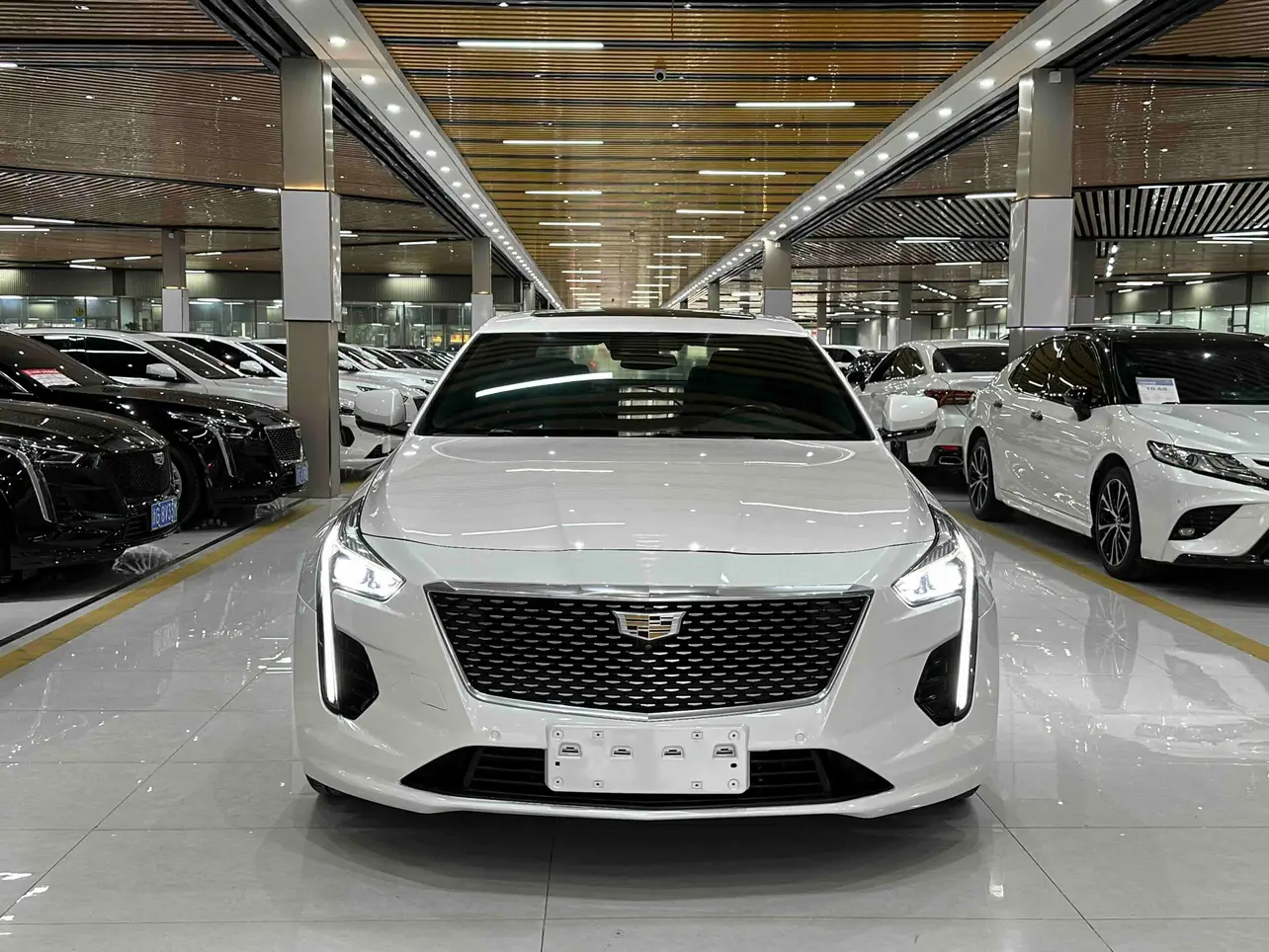 Cadillac CT6  из Китая