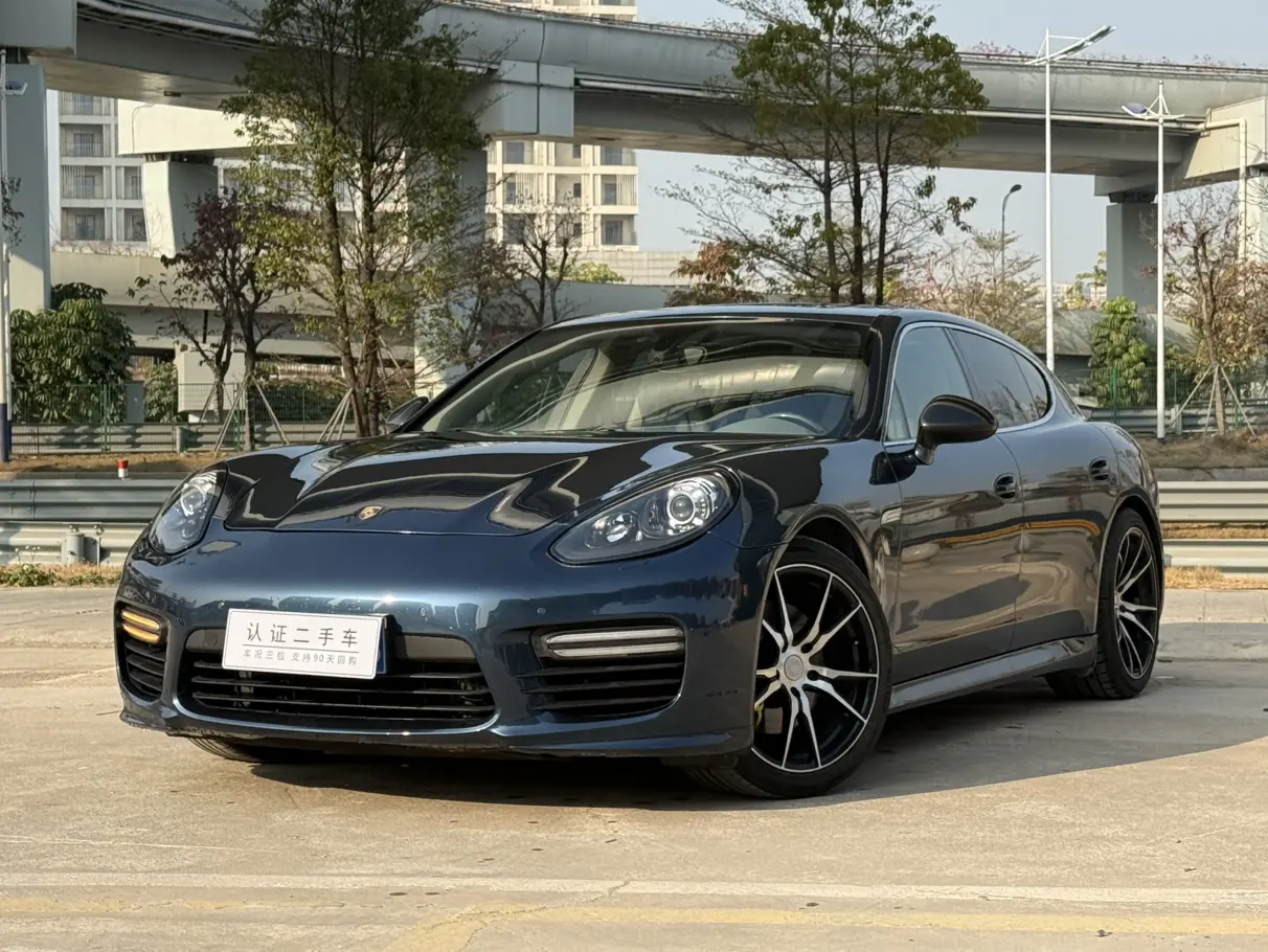 Porsche Panamera  из Китая