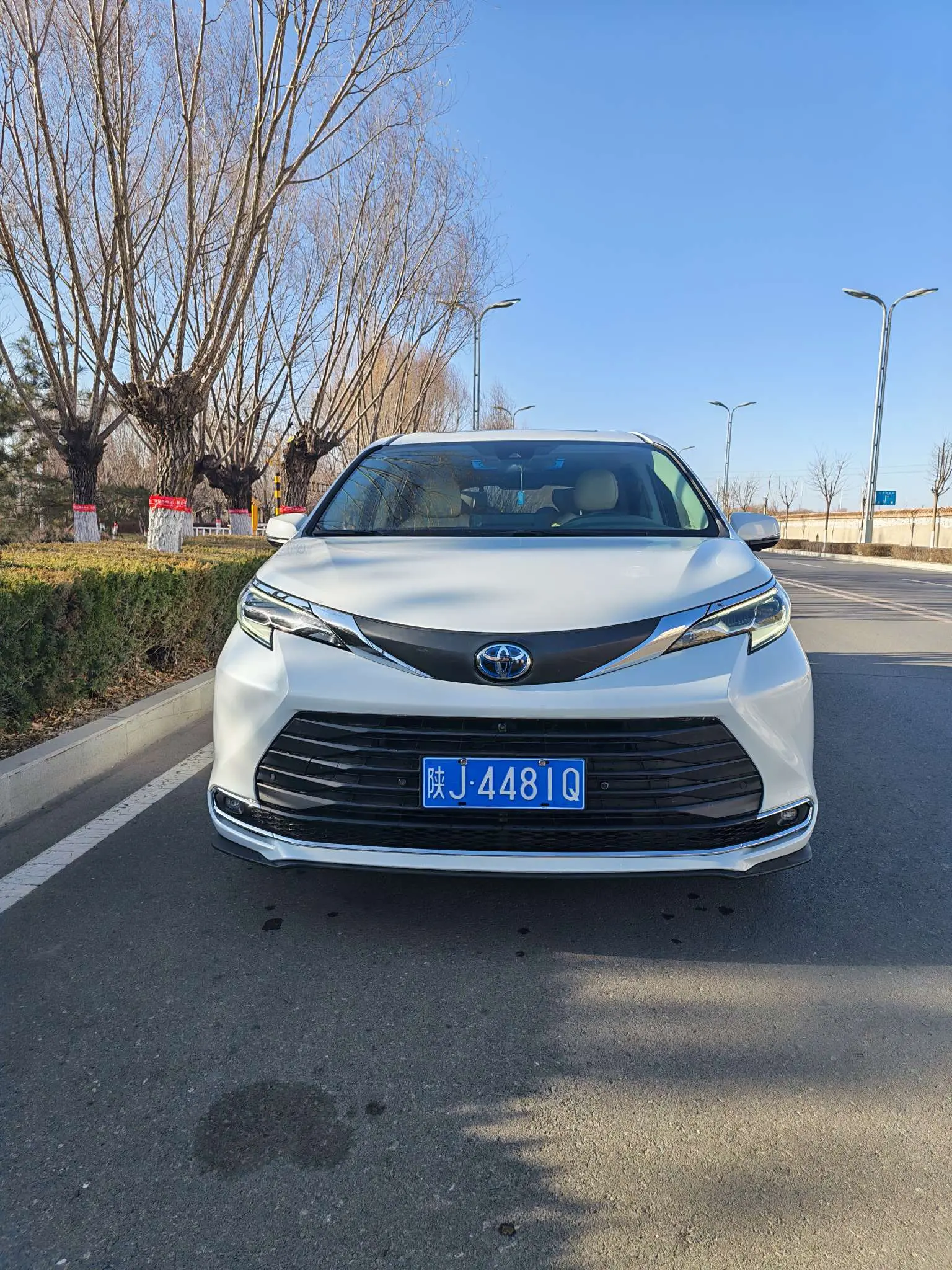 Toyota Sienna  из Китая