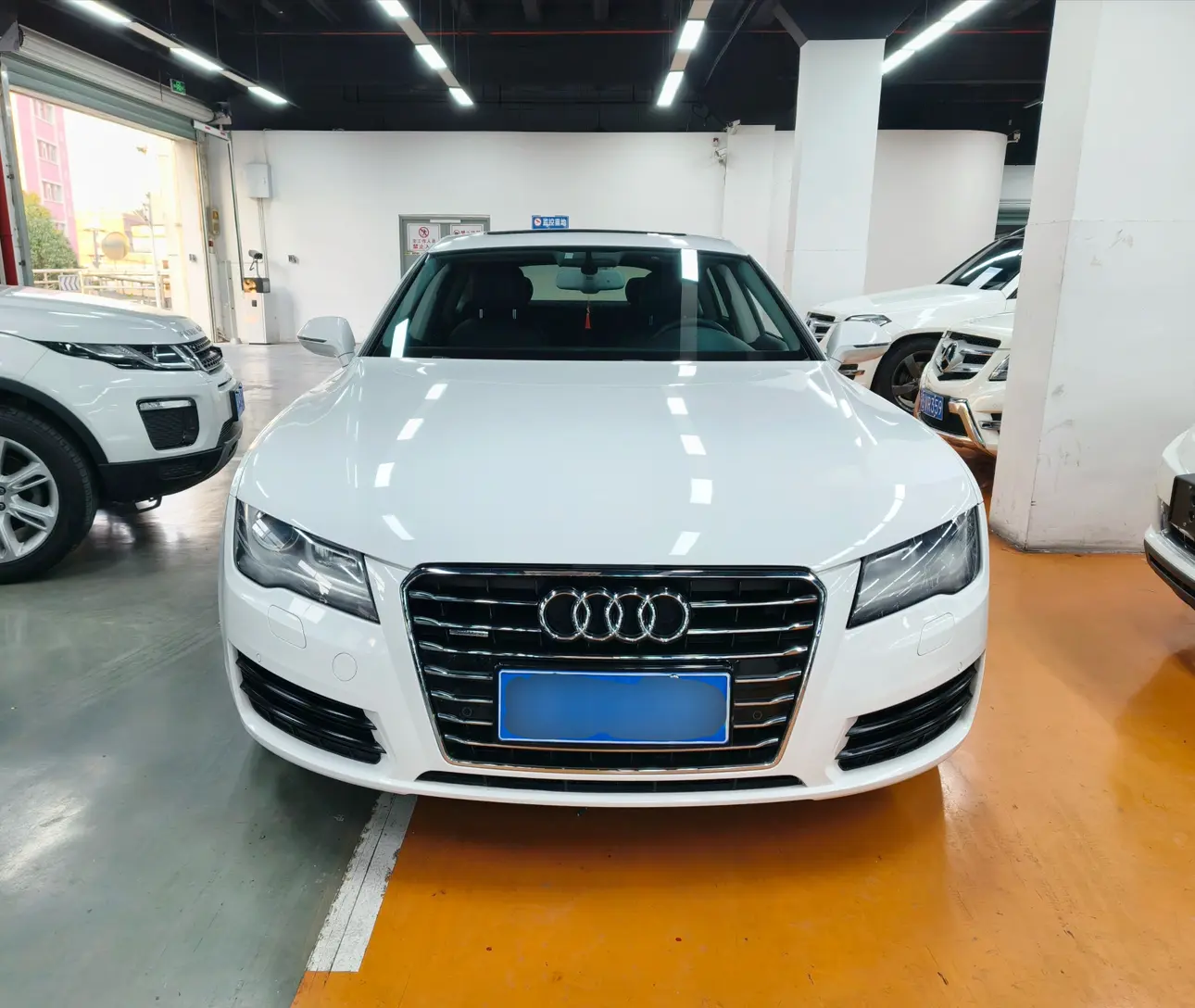 Audi A7  из Китая