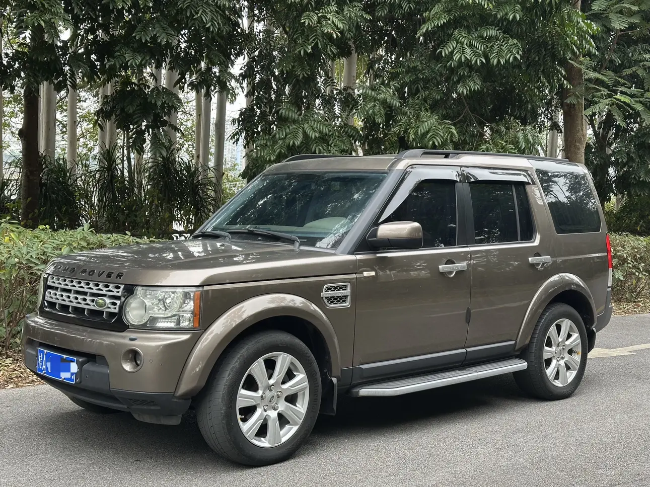 Land Rover Discovery  из Китая