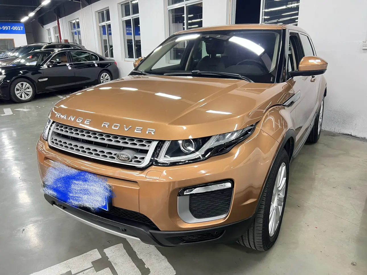 Land Rover Range Rover Evoque  из Китая