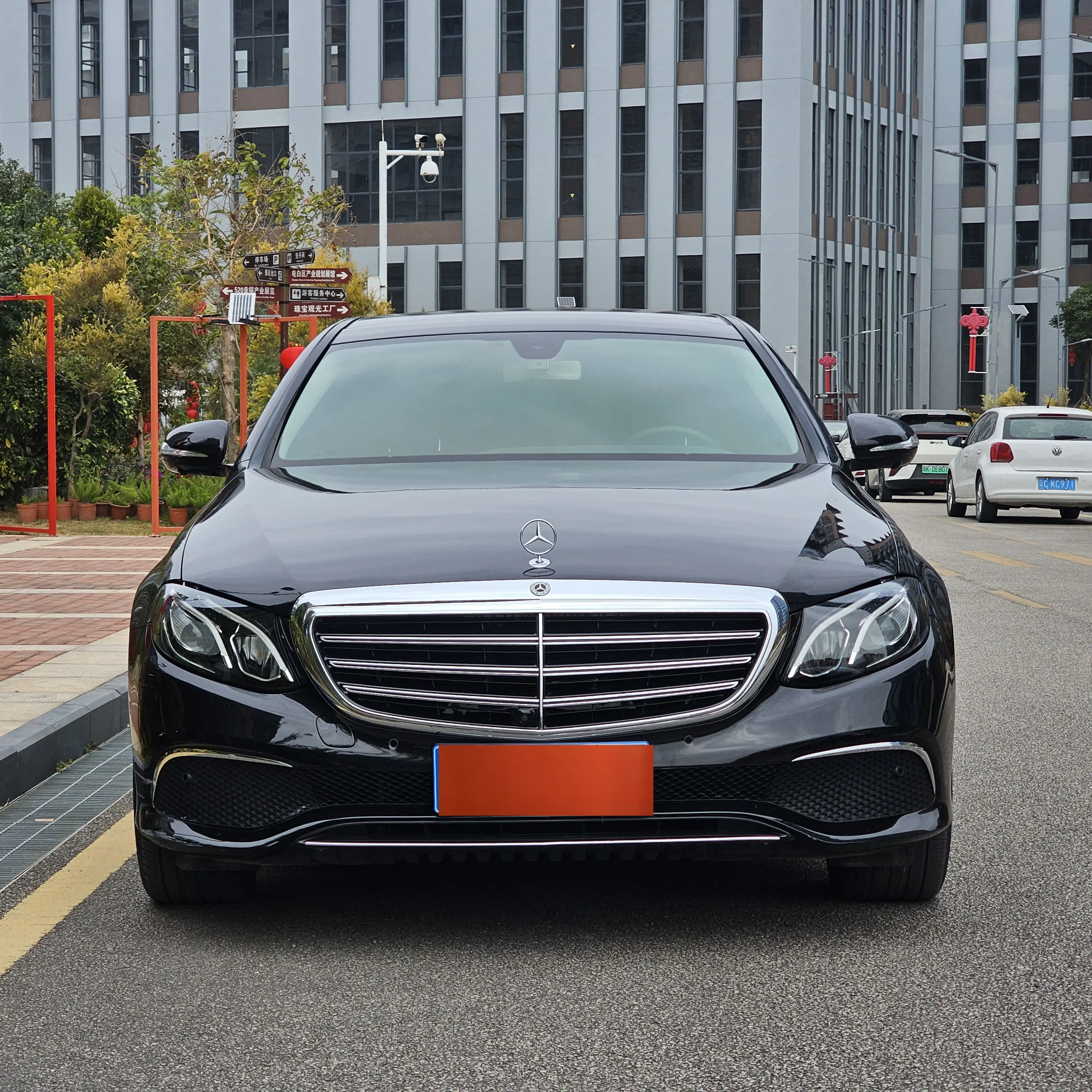 Mercedes-Benz E-Class  из Китая