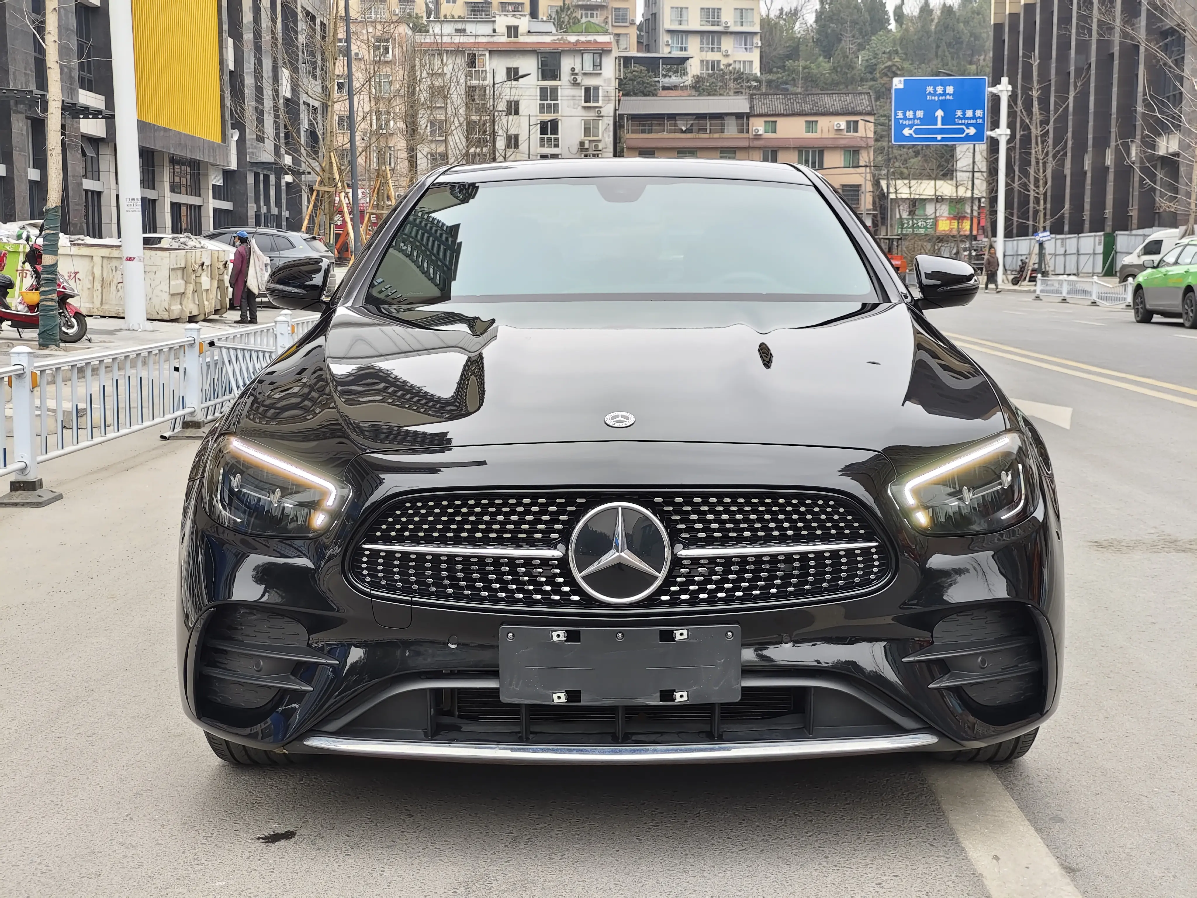 Mercedes-Benz E-Class  из Китая