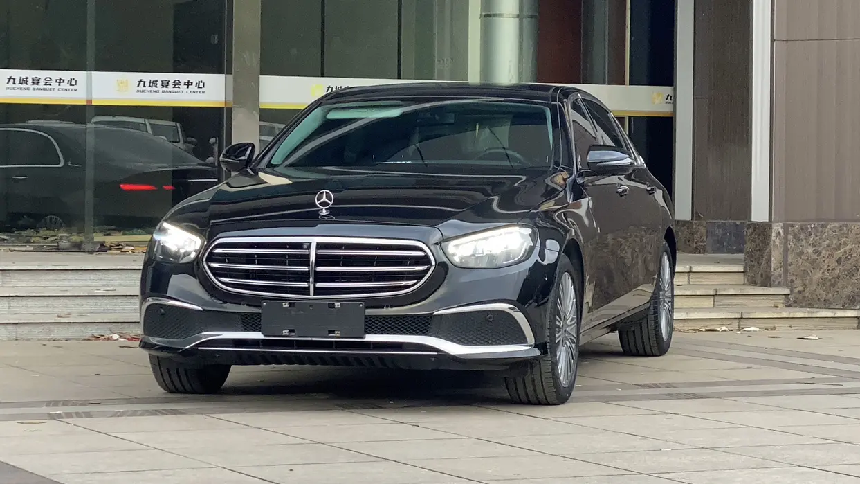 Mercedes-Benz E-Class  из Китая