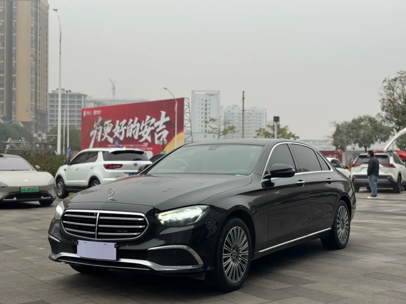 Mercedes-Benz E-Class  из Китая