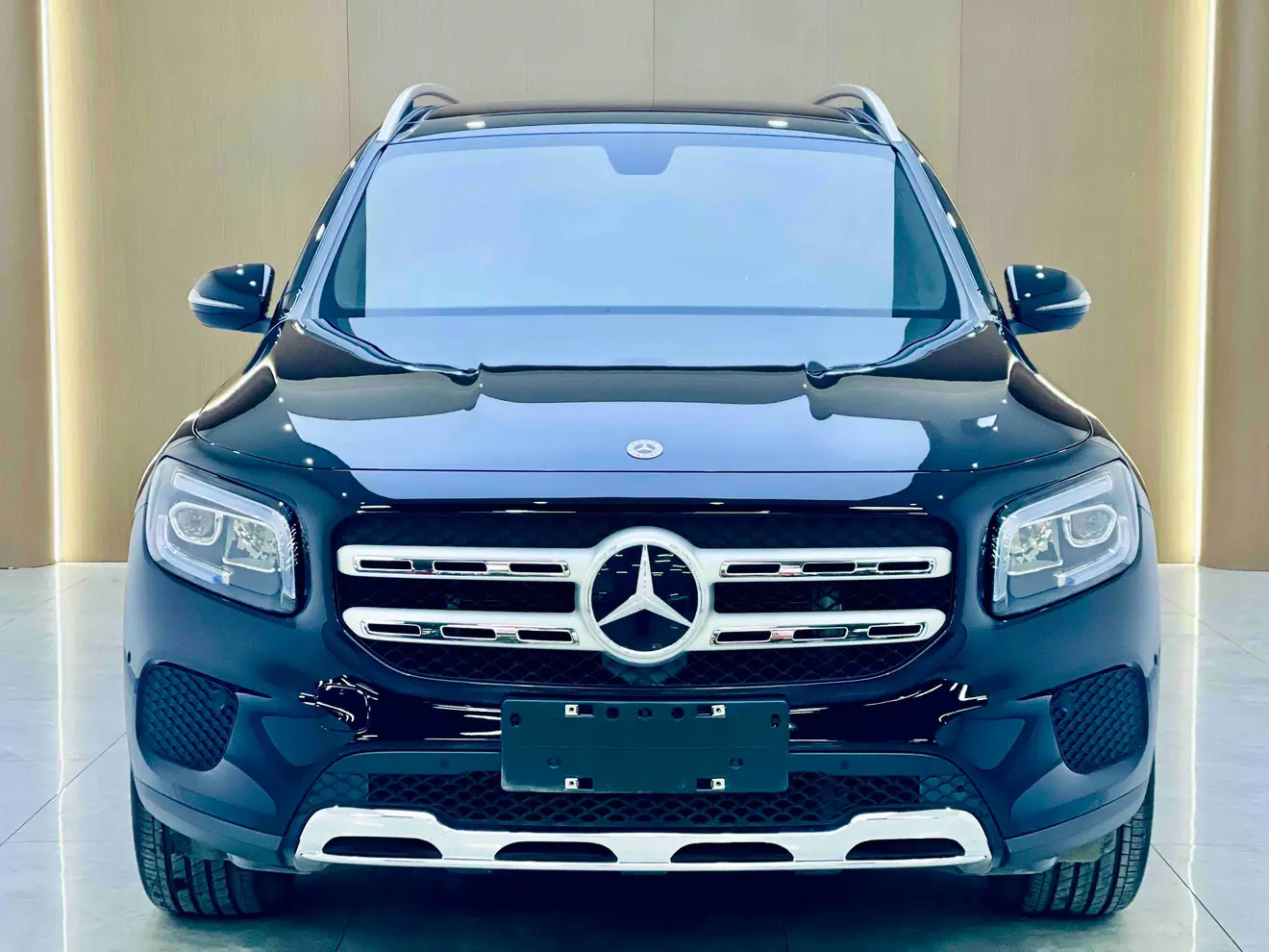 Mercedes-Benz GLB  из Китая