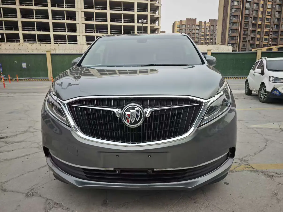 Buick GL8  из Китая