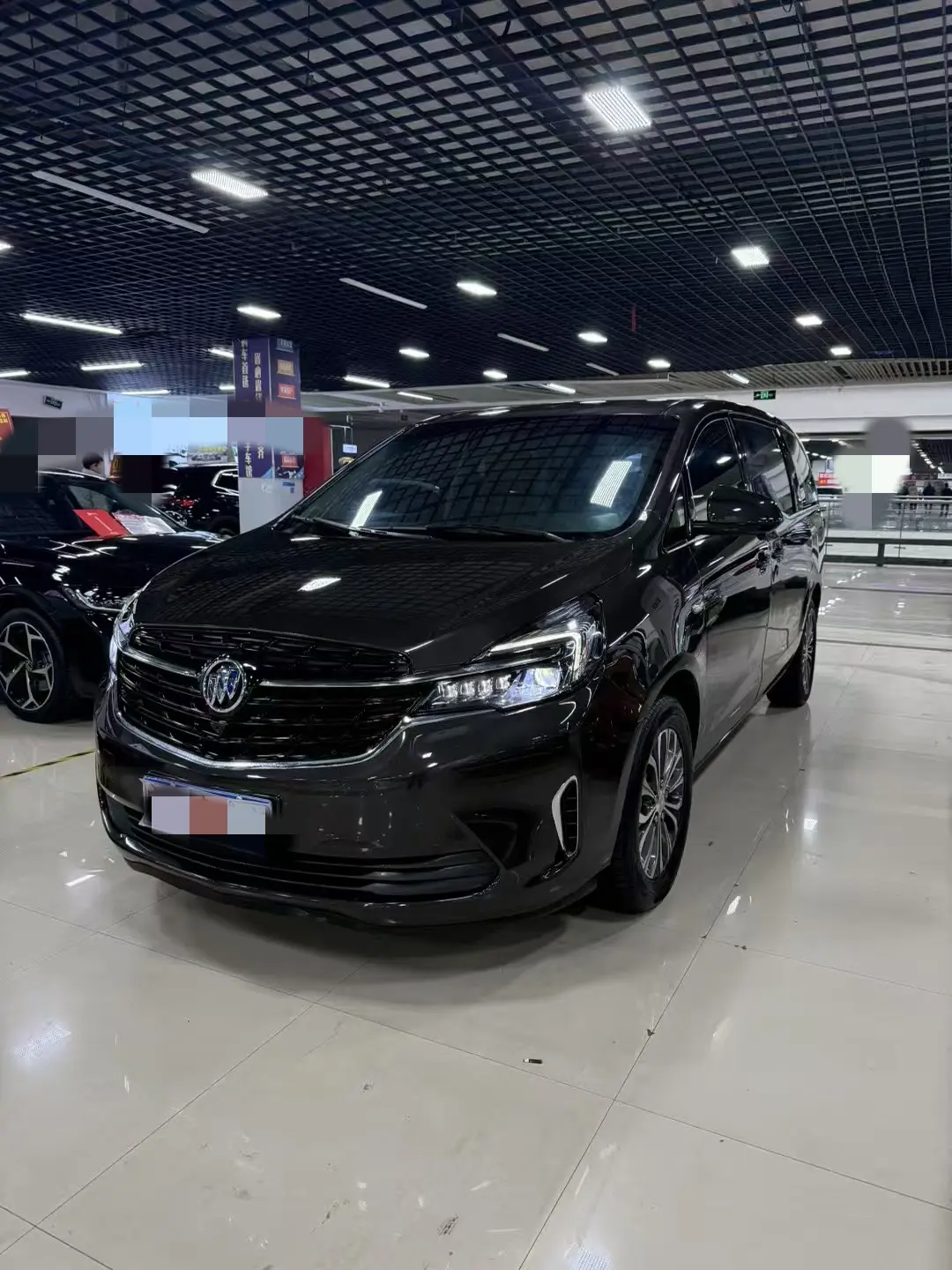 Buick GL8  из Китая