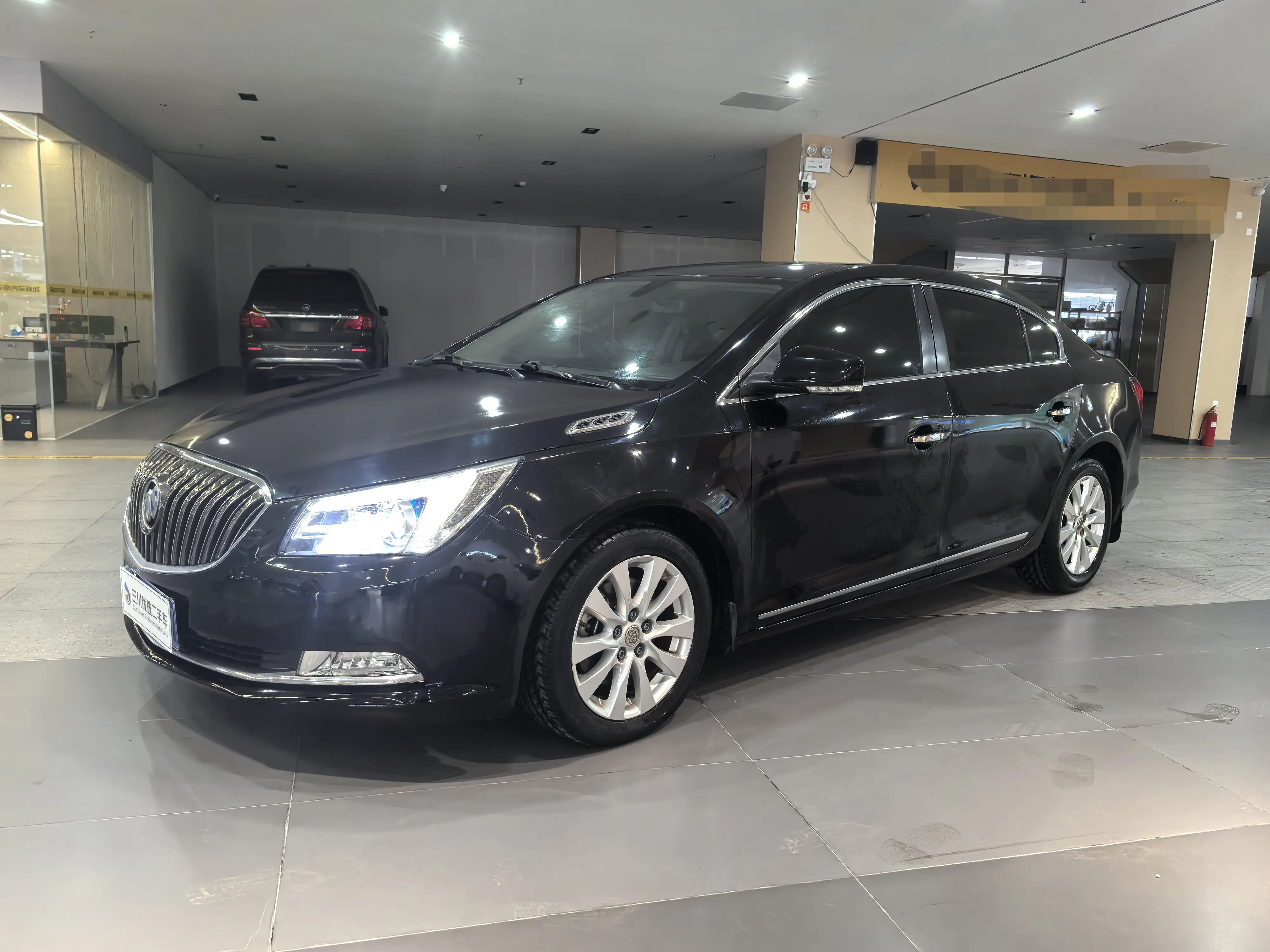 Buick LaCrosse  из Китая
