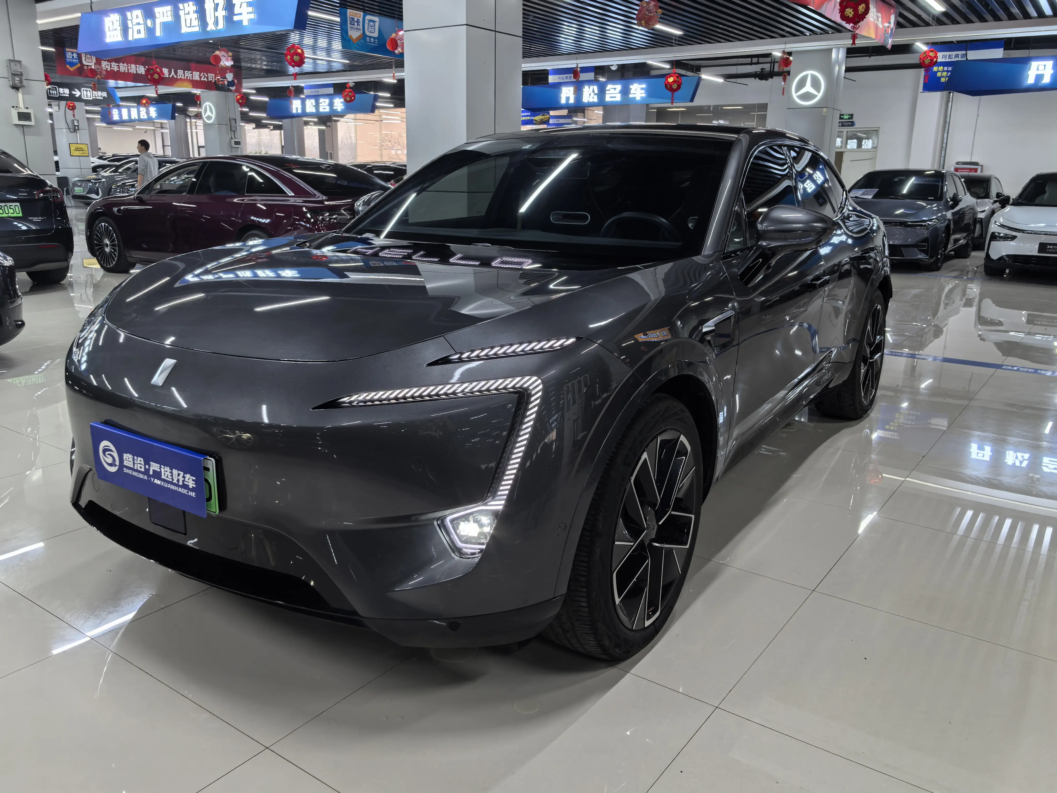 AVATR 11  из Китая