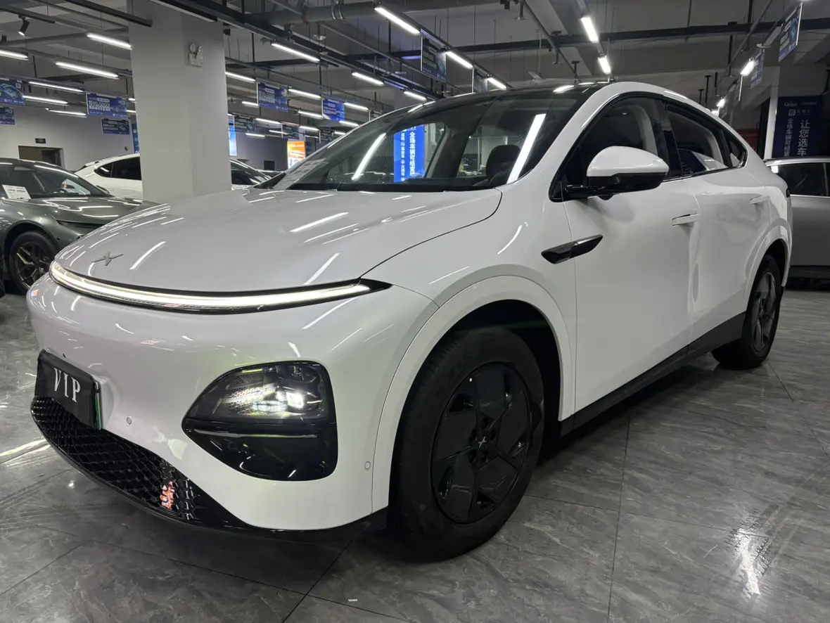 Xpeng G6  из Китая