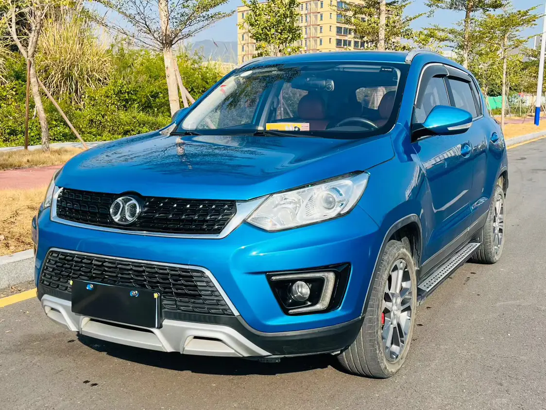 BAIC Shenbao X35  из Китая
