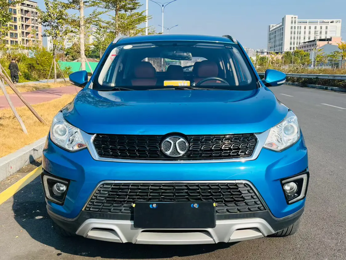 BAIC Shenbao X35  из Китая