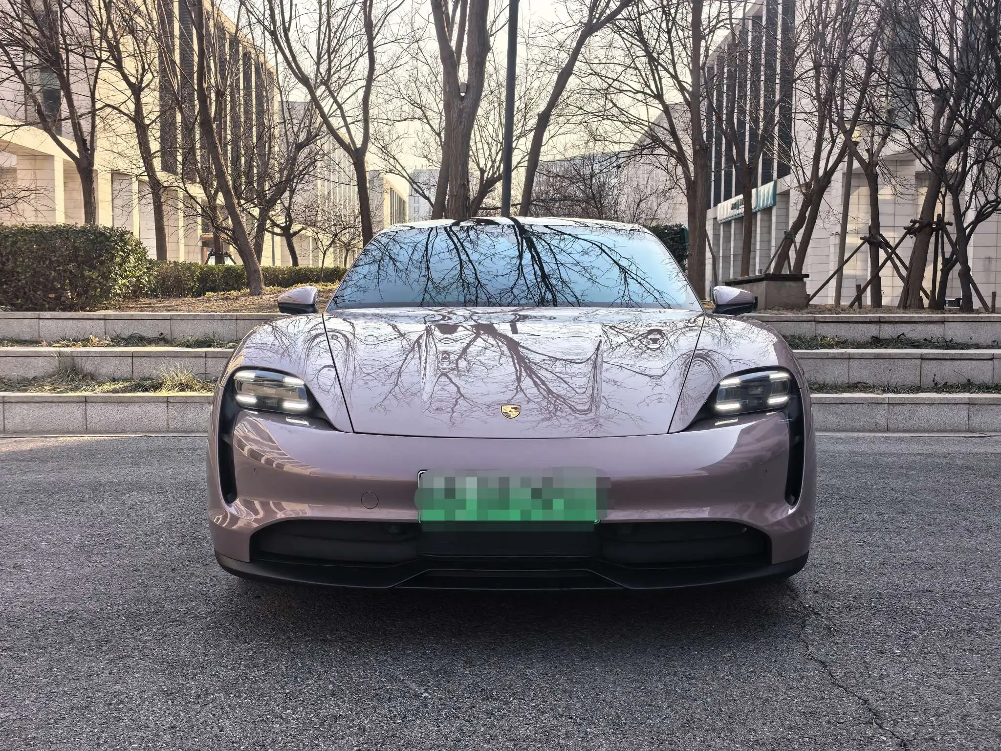 Porsche Taycan  из Китая