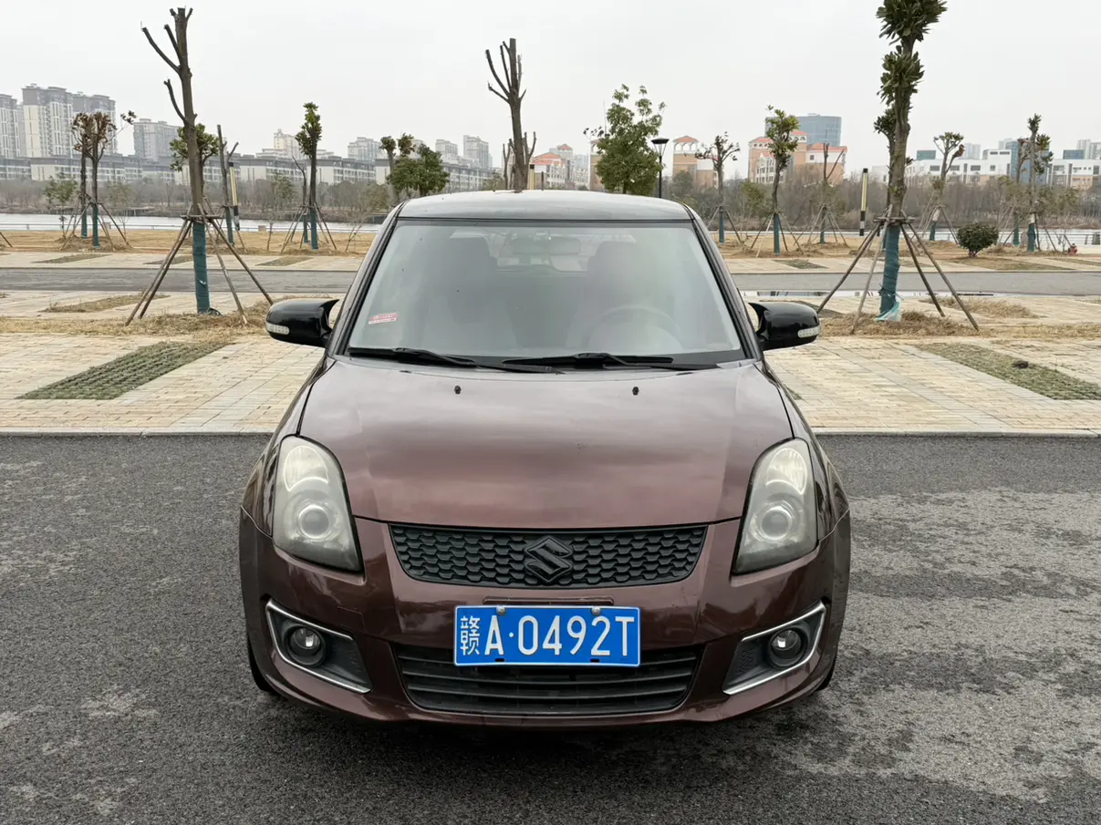 Suzuki Swift  из Китая