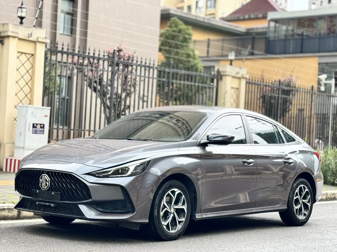 MG 5  из Китая