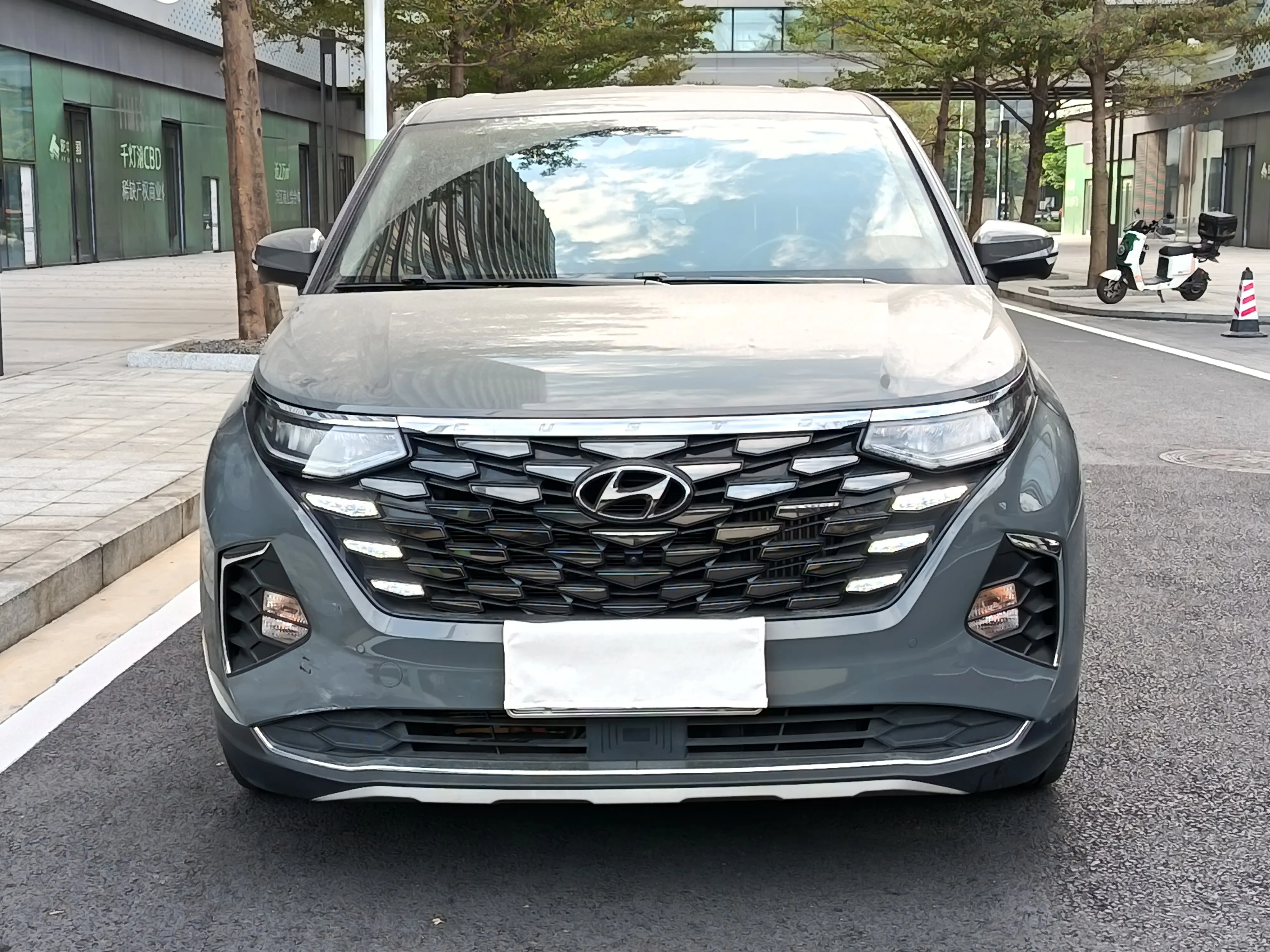 Hyundai Kustu  из Китая